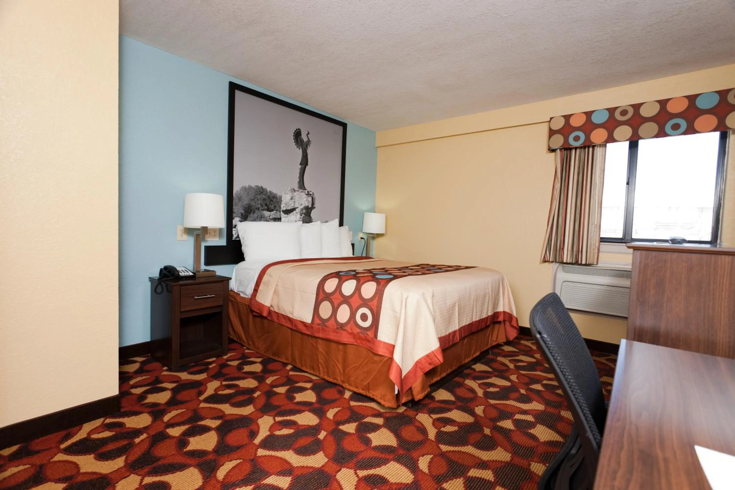 Bed in Super 8 by Wyndham Wichita Airport West Kellogg