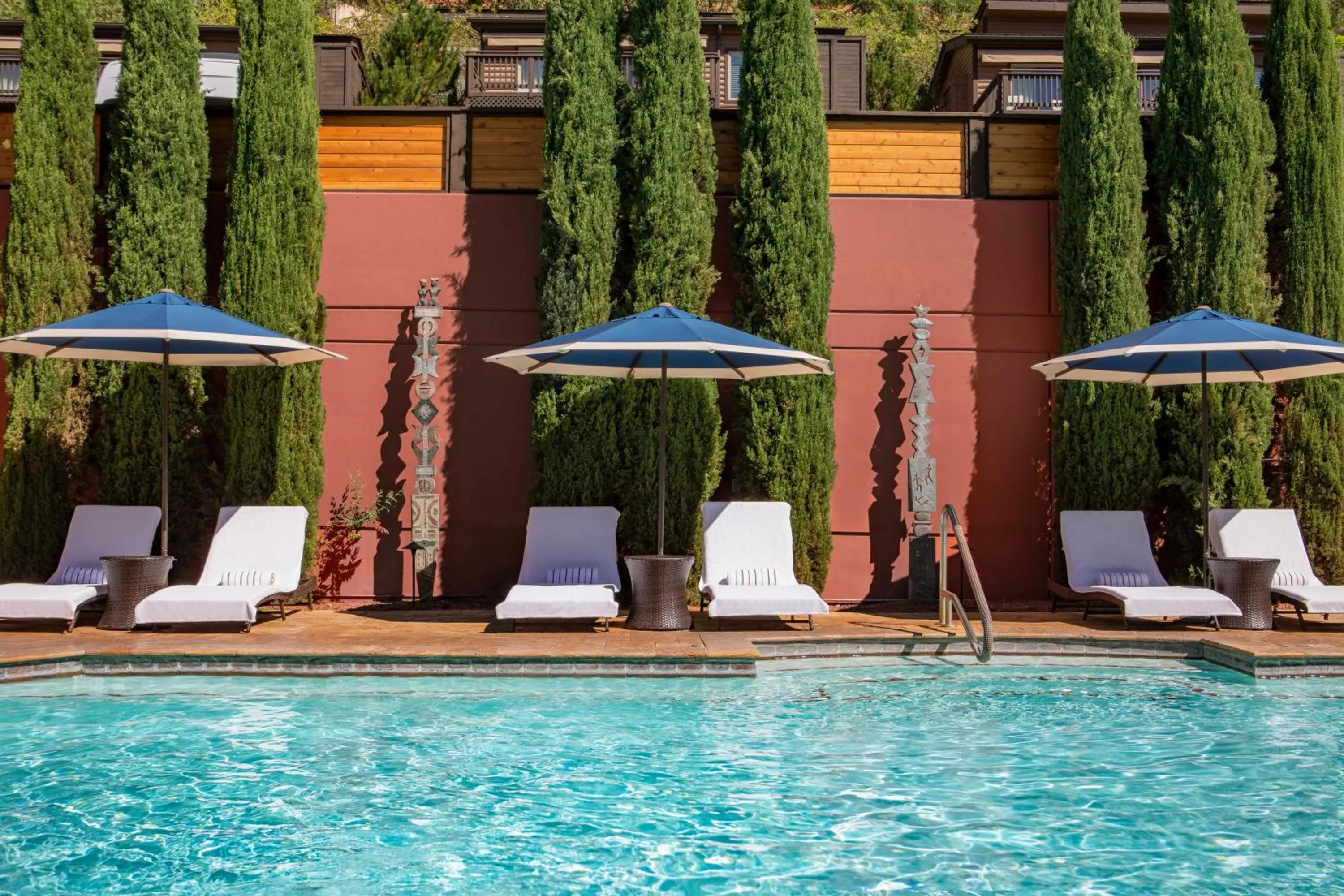 Swimming pool in L'Auberge De Sedona