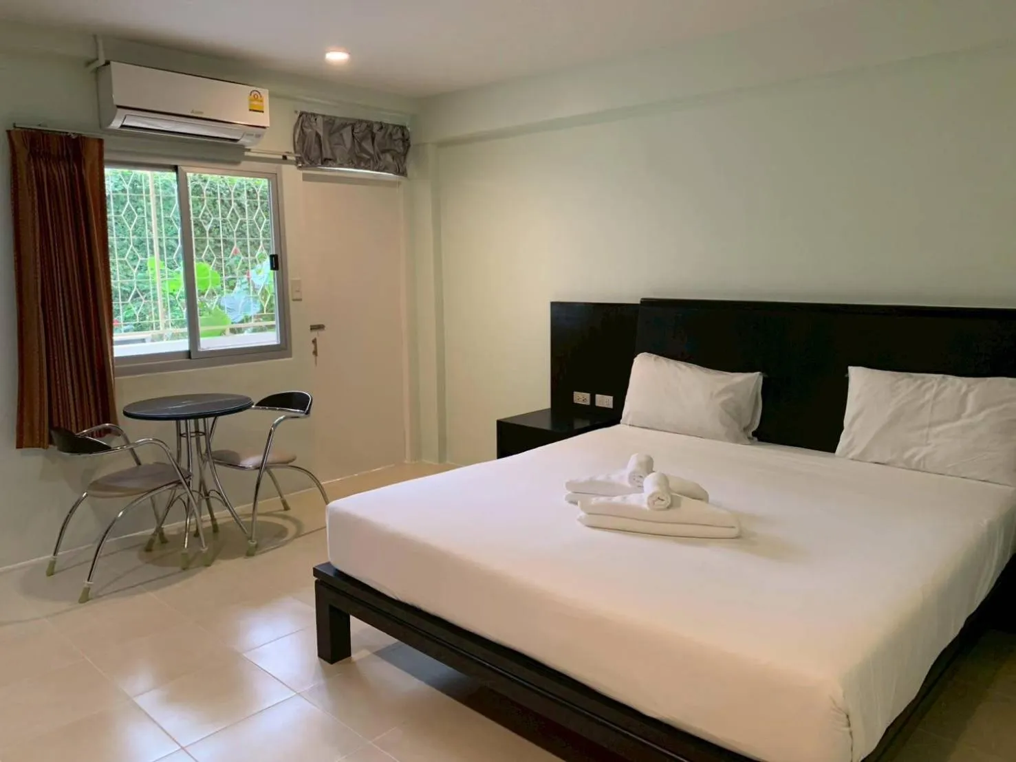 Bed in Orm Thong Hotel - SHA Plus