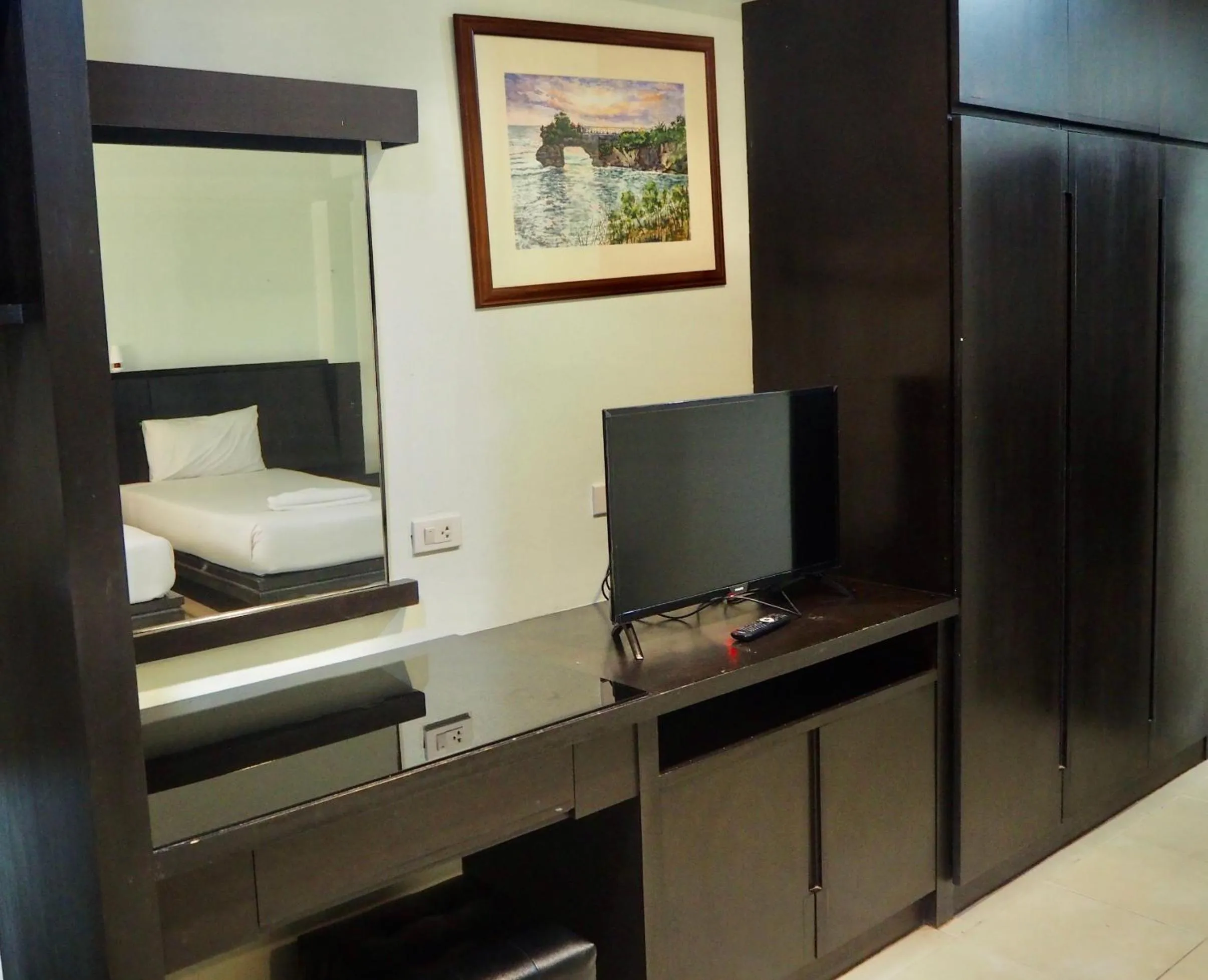 Photo of the whole room in Orm Thong Hotel - SHA Plus