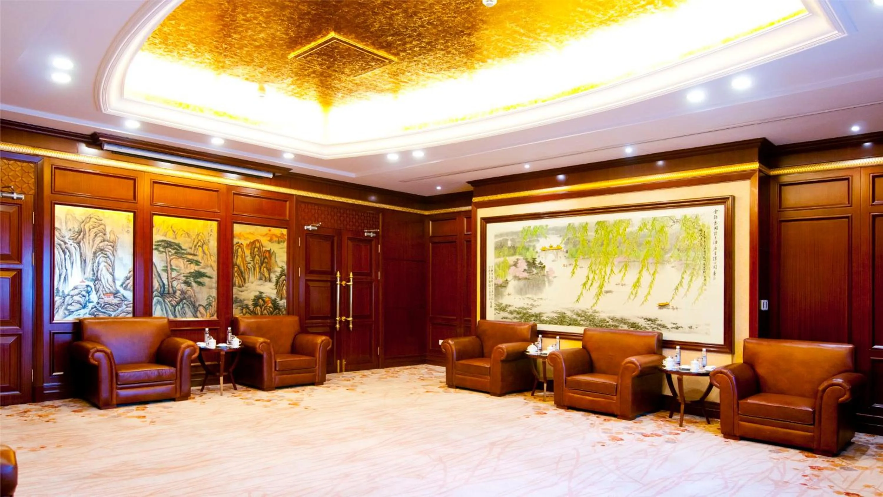 Meeting/conference room in Crowne Plaza Deqing Moganshan by IHG