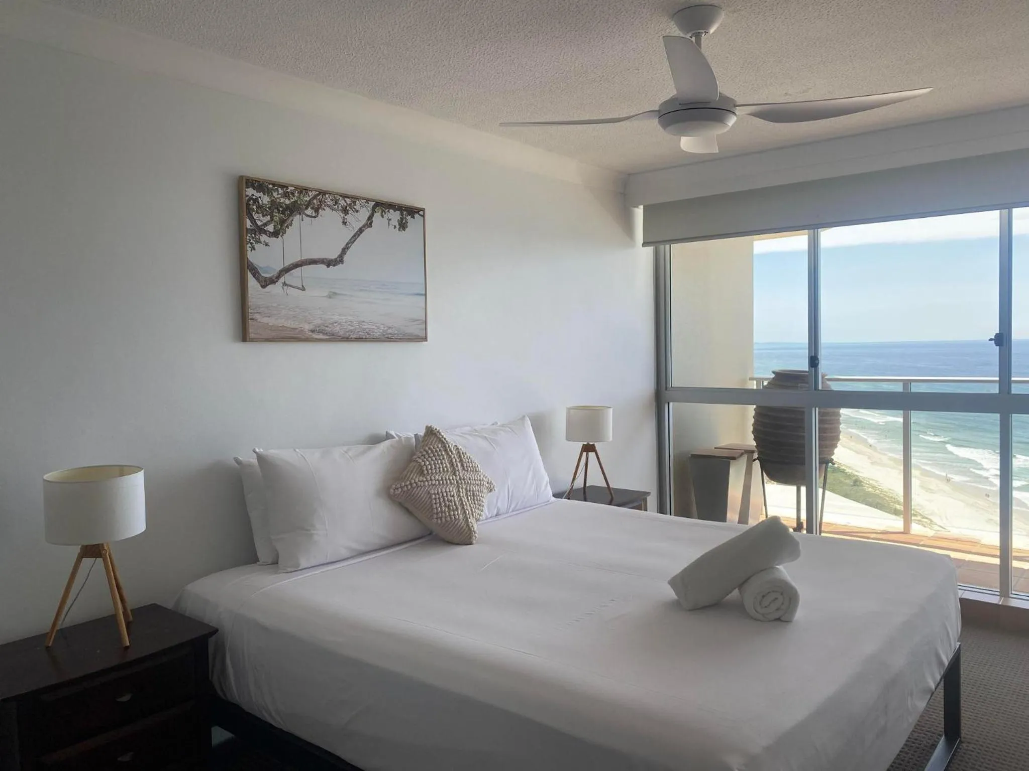Bedroom, Bed in Hi Surf Beachfront Resort Apartments OFFICIAL SITE