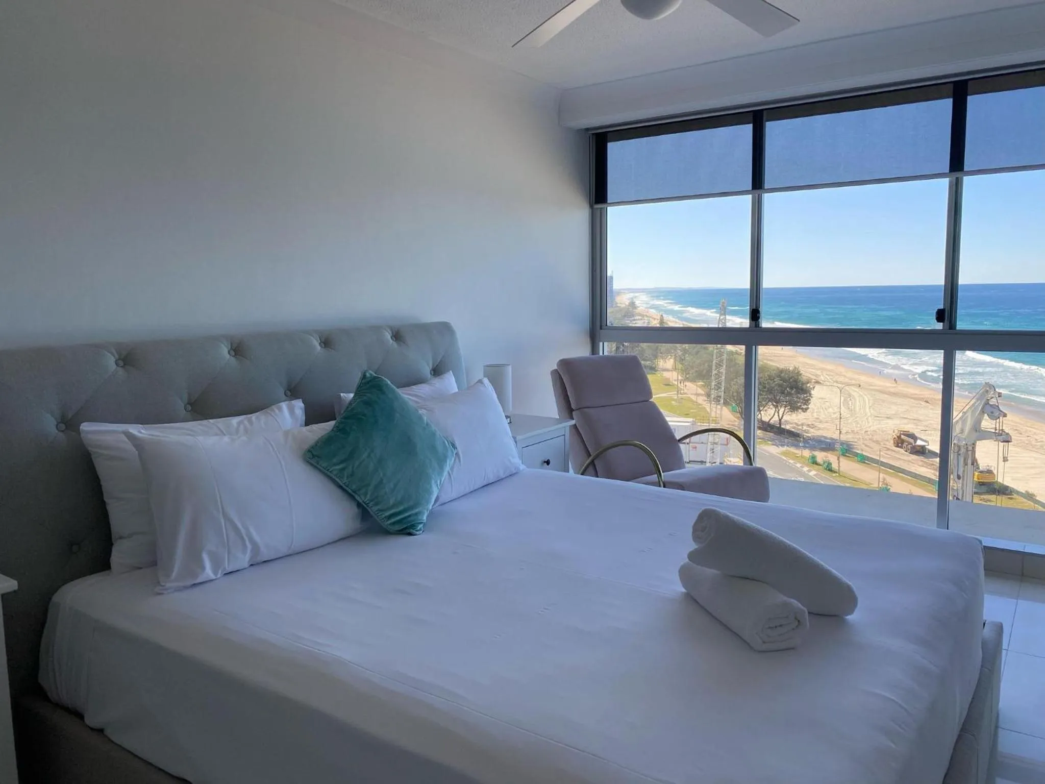 Bedroom, Bed in Hi Surf Beachfront Resort Apartments OFFICIAL SITE