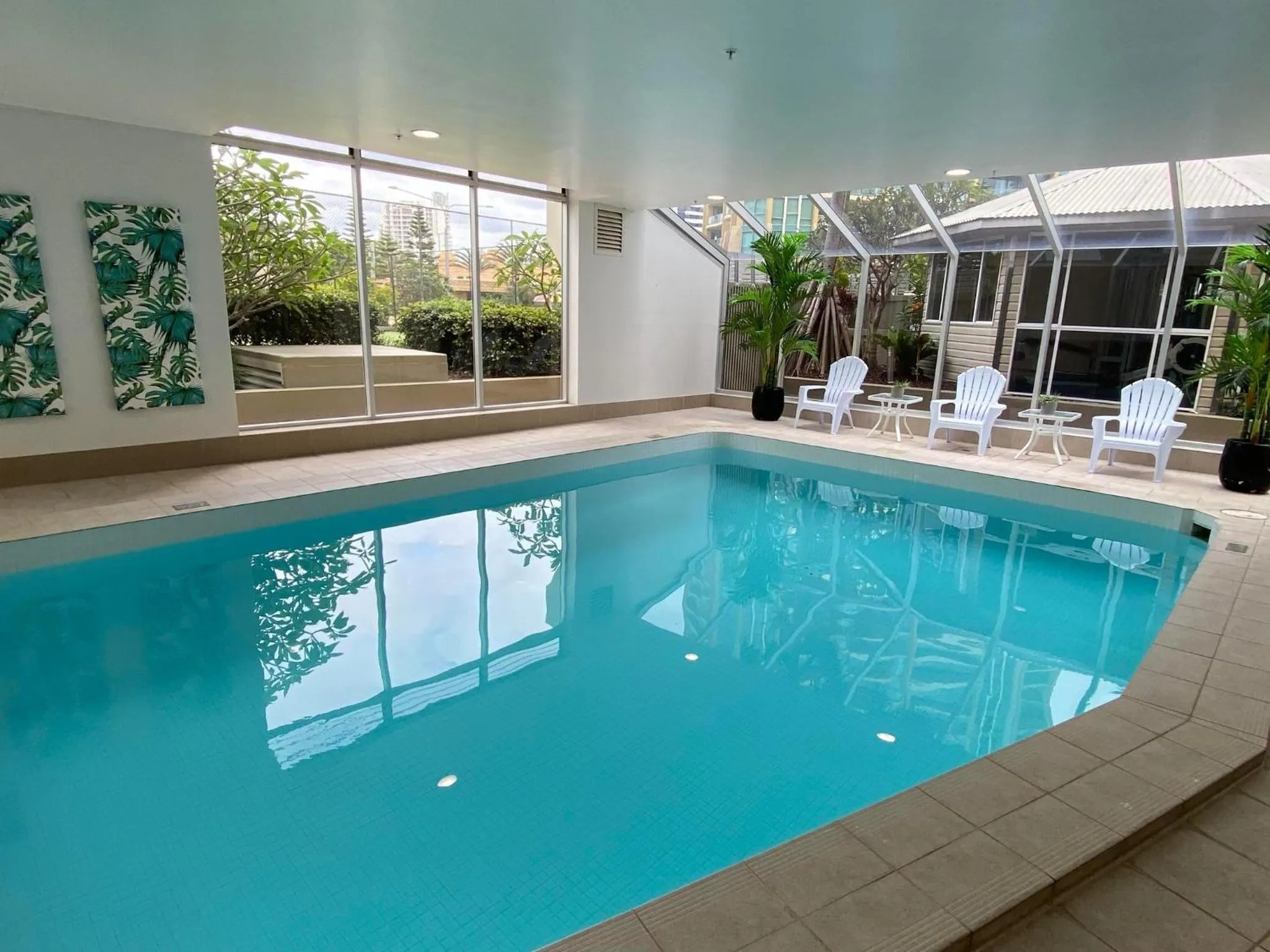 Swimming pool in Hi Surf Beachfront Resort Apartments OFFICIAL SITE