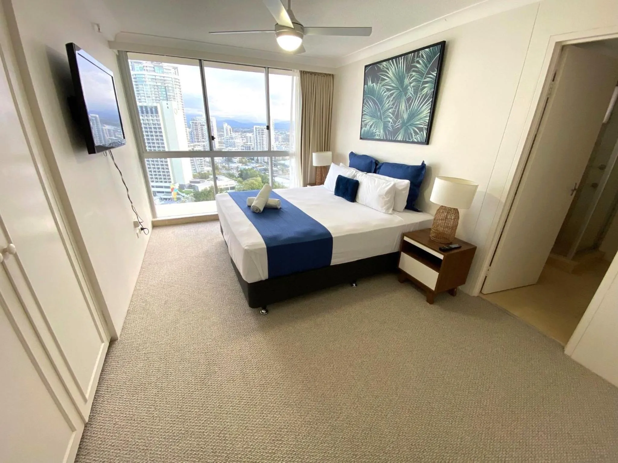Bedroom, Bed in Hi Surf Beachfront Resort Apartments OFFICIAL SITE