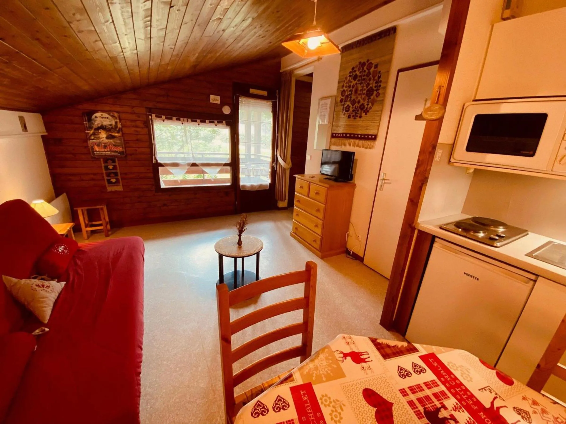 Charmant studio avec balcon et parking couvert, proche télémix et pistes, à La Clusaz - FR-1-459-61