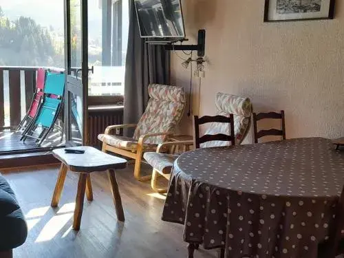 6 Personnes - Centre haut du village (OUB190) - FR-1-459-83 6 Personnes - Centre haut du village (OUB190) - FR-1-459-83