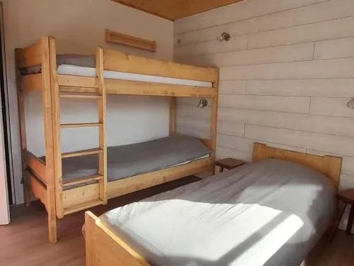6 Personnes - Centre haut du village (OUB190) - FR-1-459-83