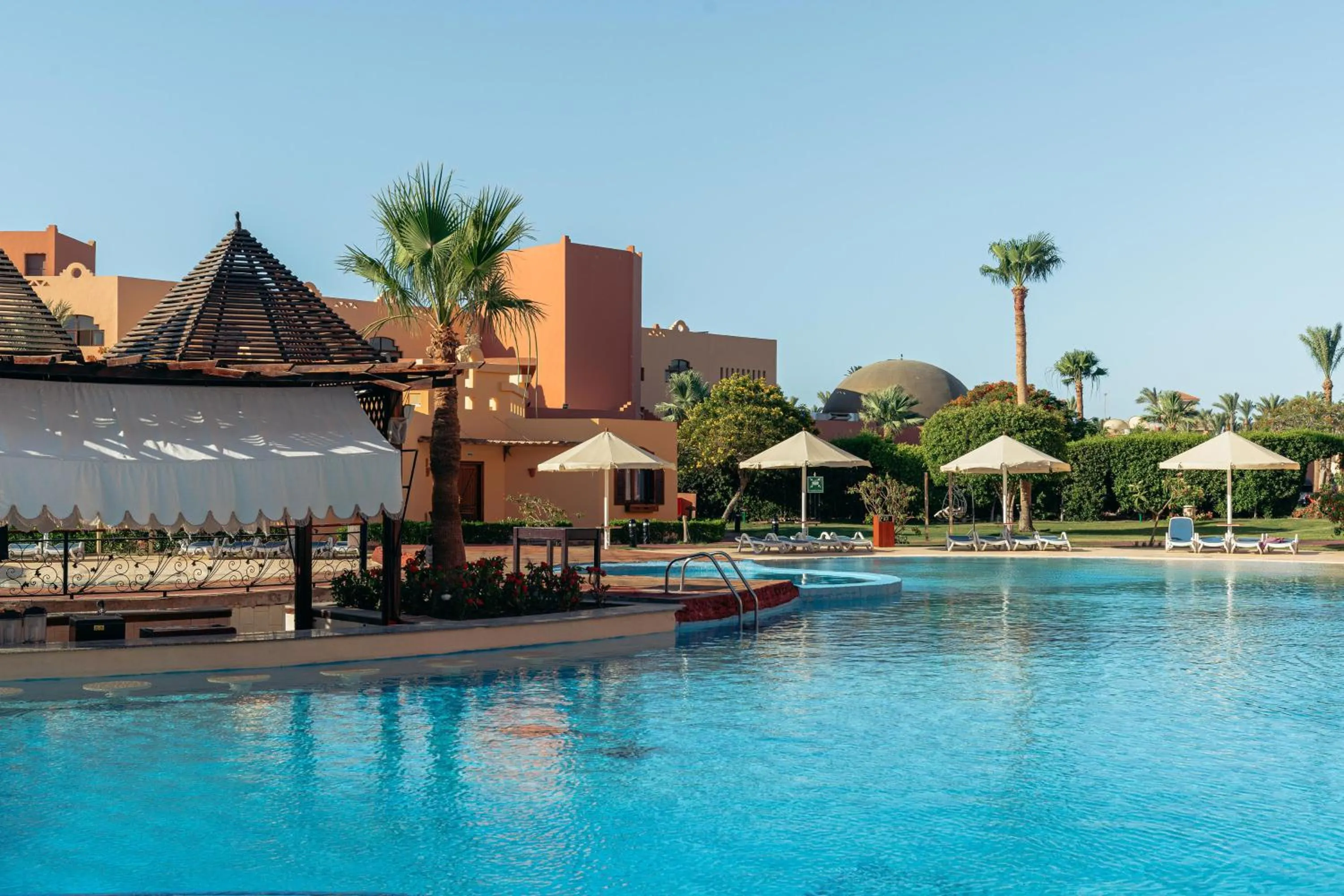 Swimming pool in Nubian Island, Families and Couples only
