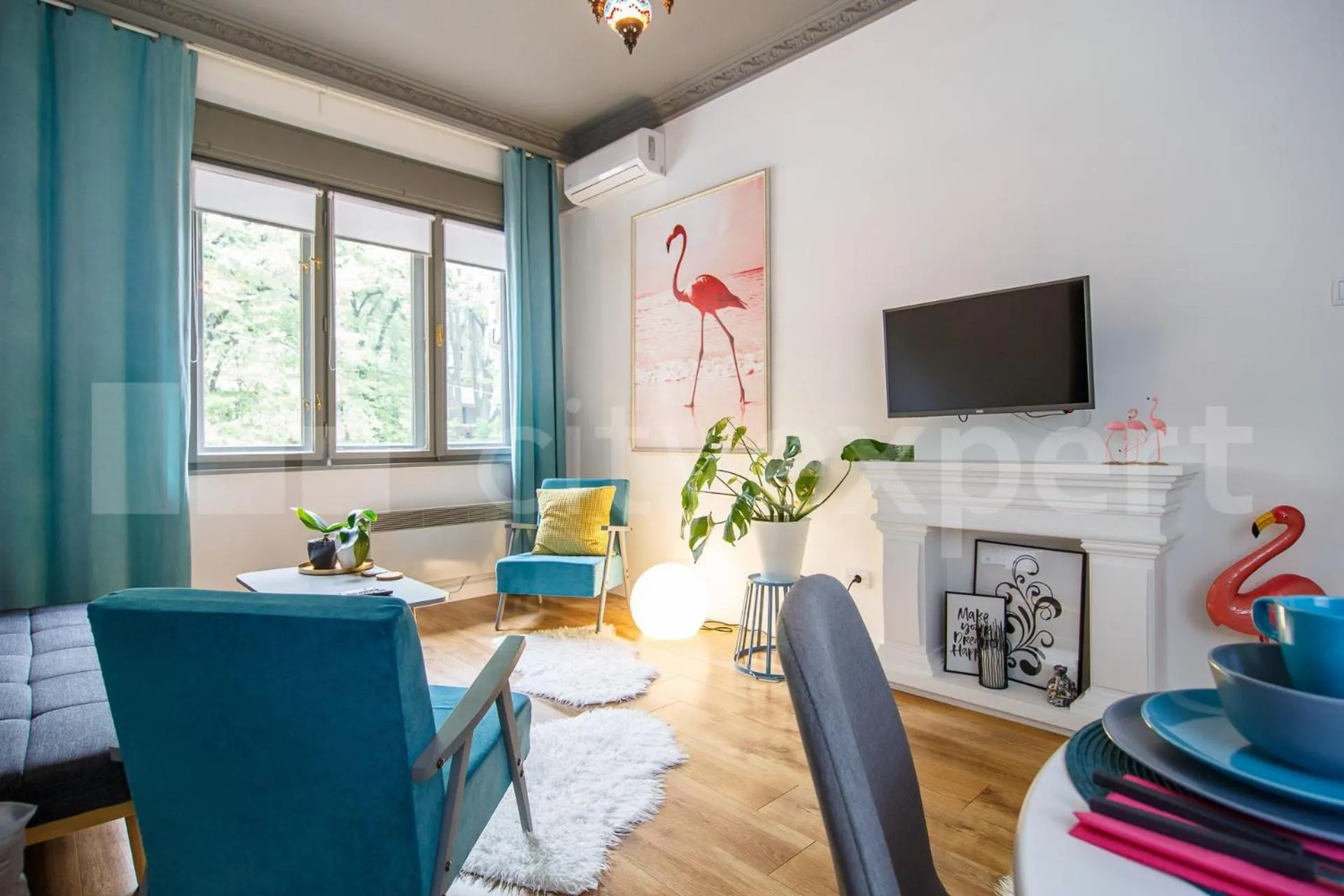 Flamingos Apartment ★ Free Parking ★ City Center ★