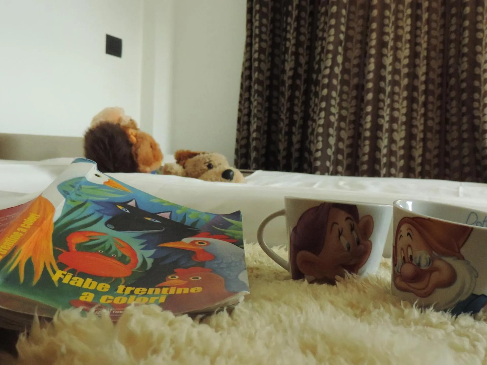 Bed in Hotel Scoiattolo