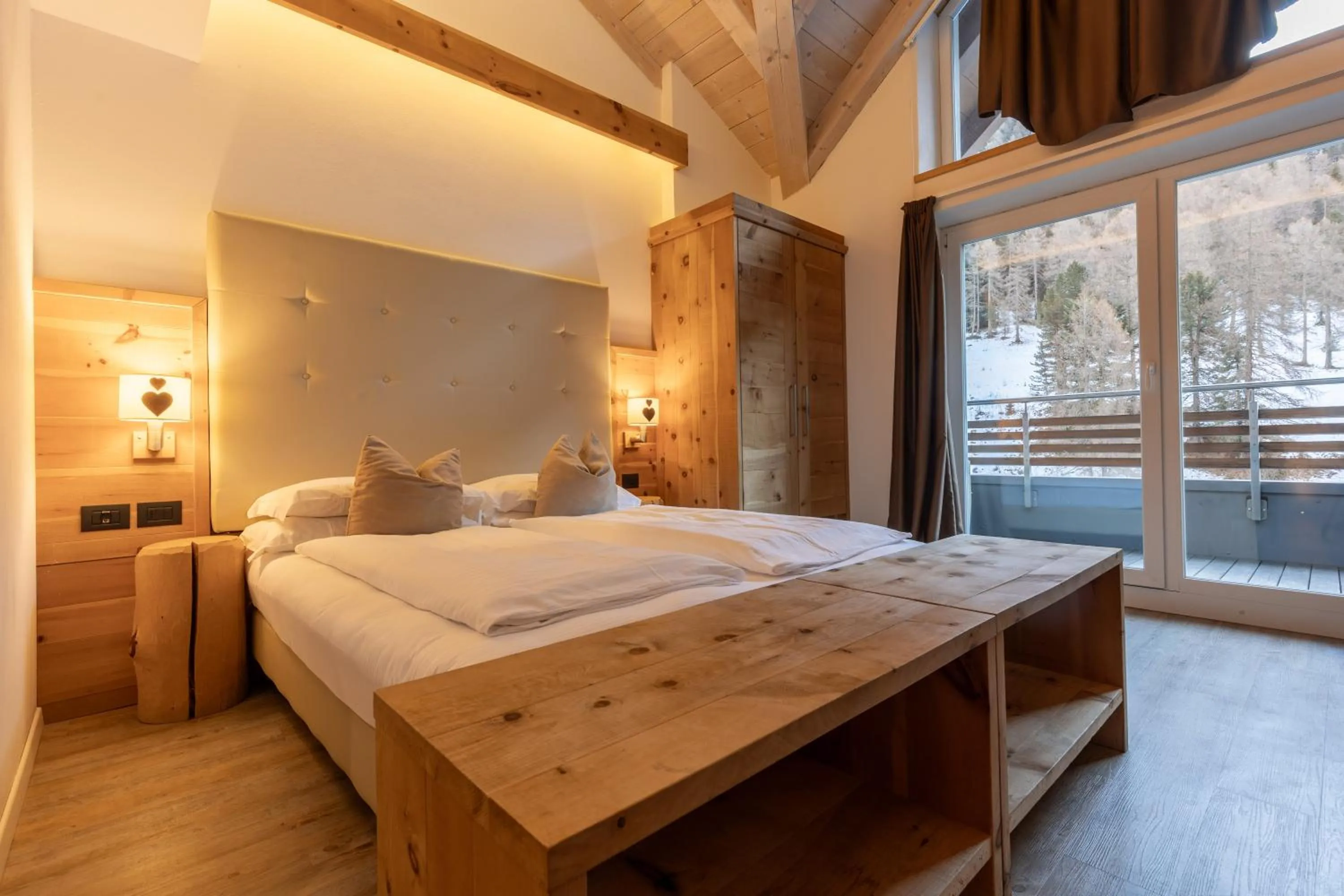 Photo of the whole room, Bed in Hotel Scoiattolo