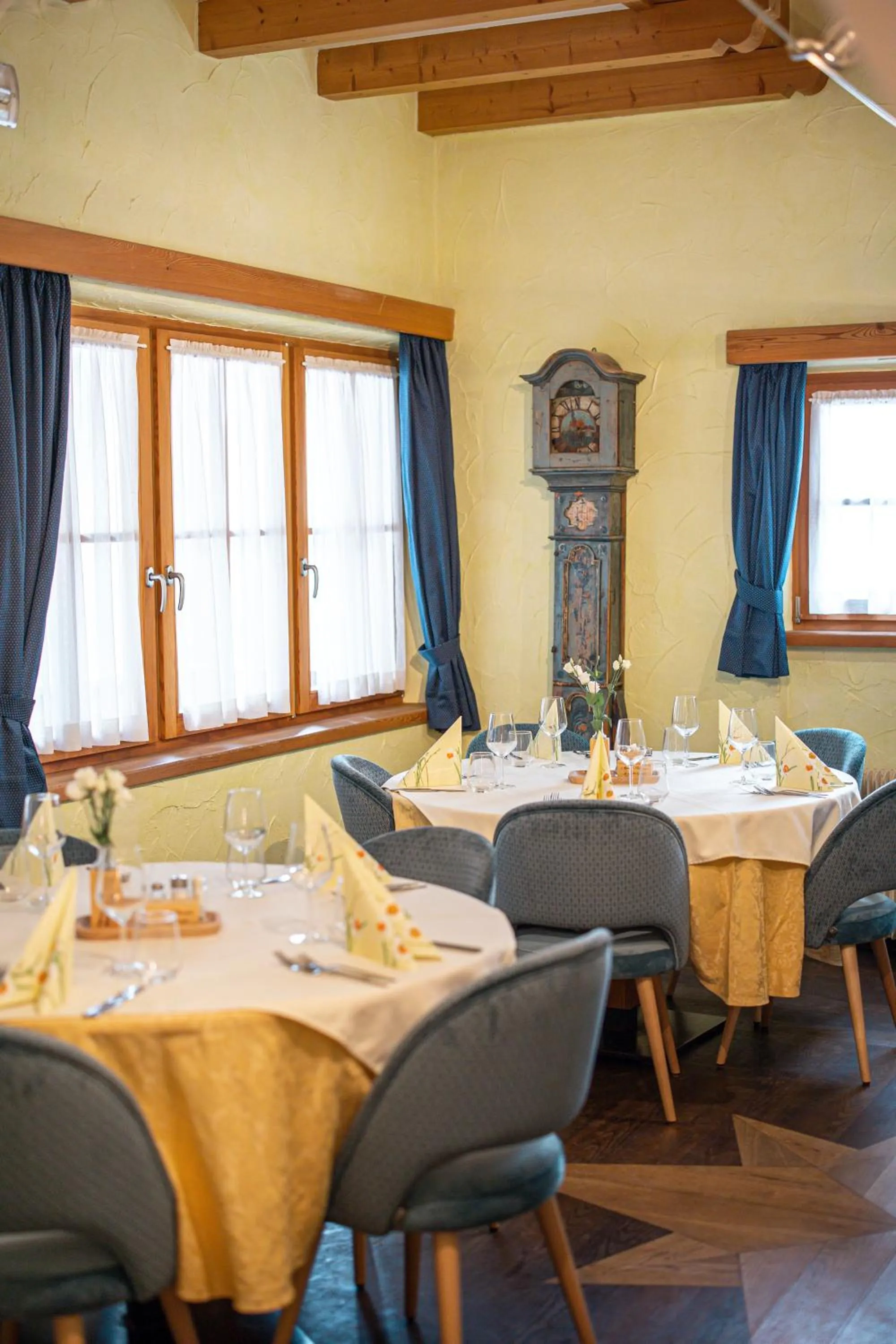 Restaurant/places to eat in Hotel Scoiattolo