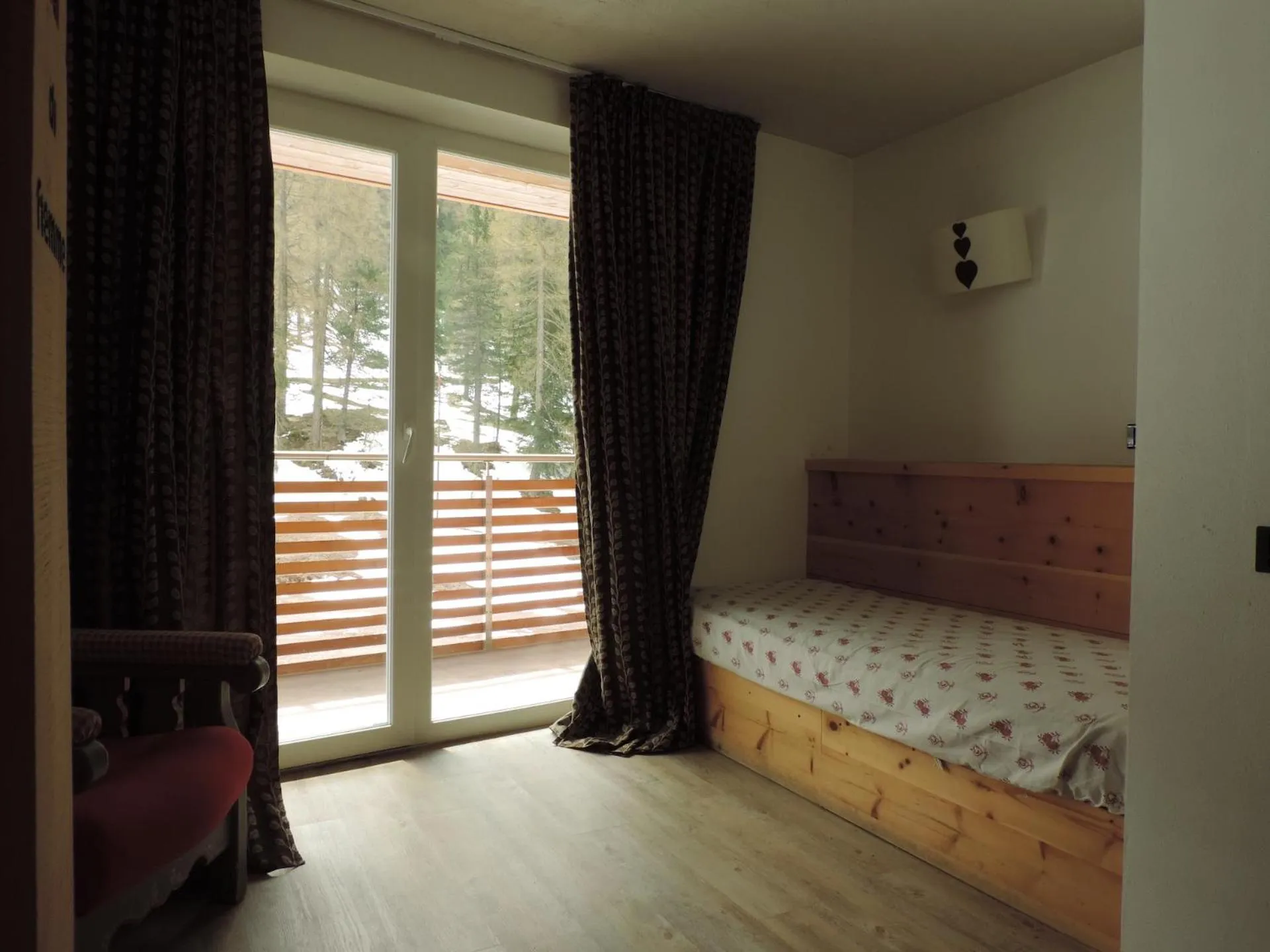 Bed in Hotel Scoiattolo