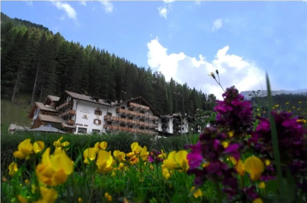 Property building in Hotel Scoiattolo