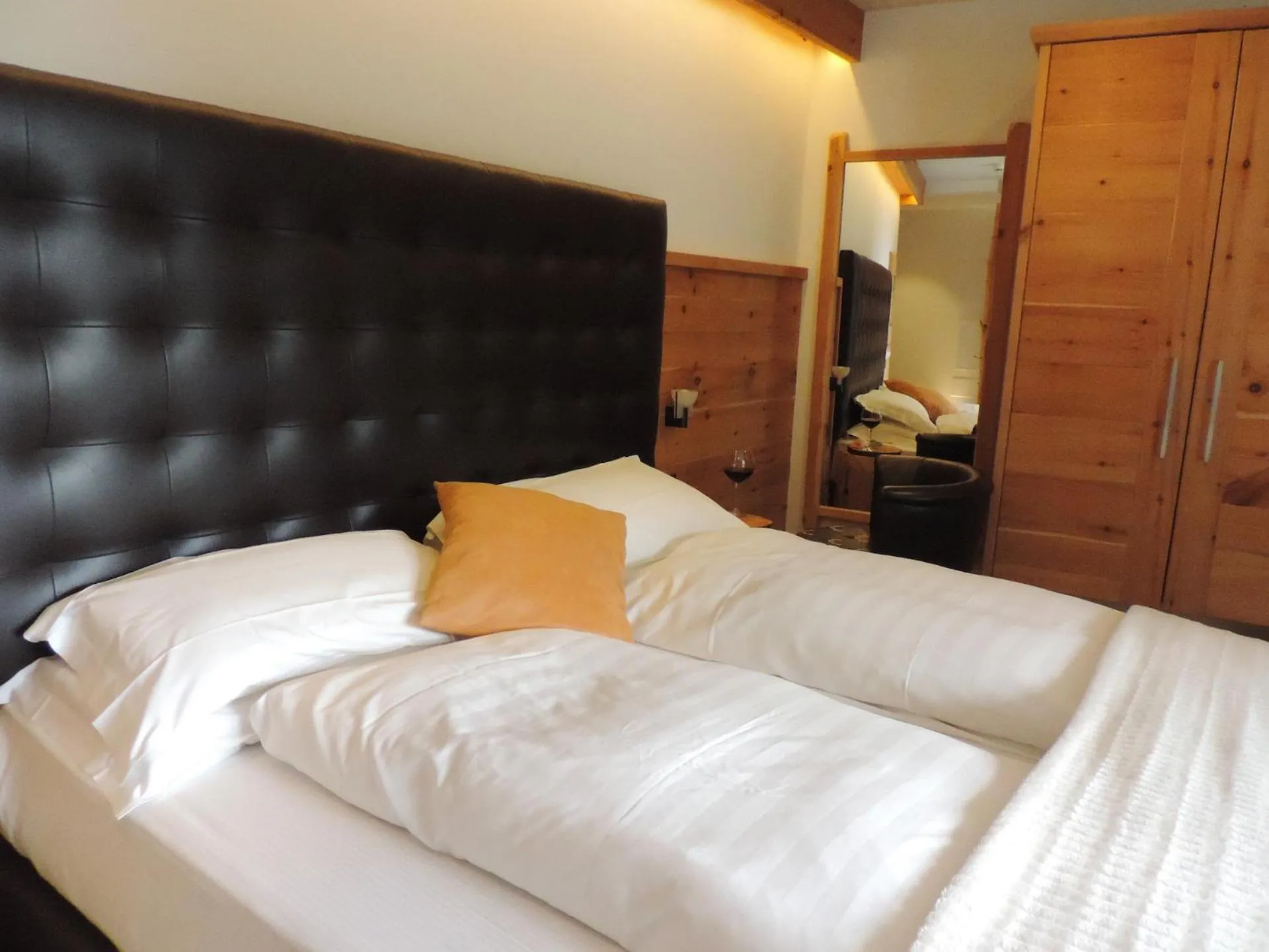 Bed in Hotel Scoiattolo