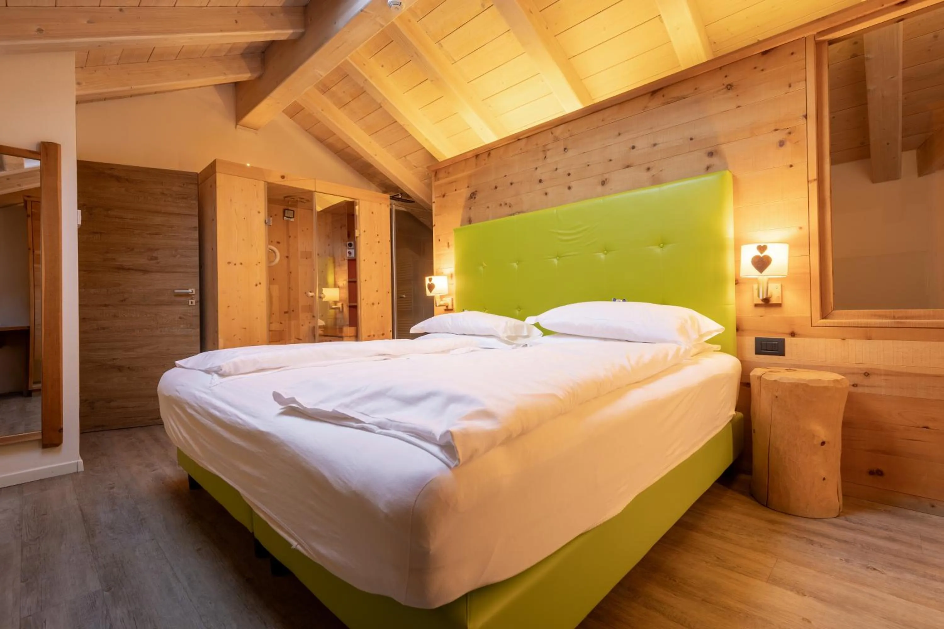 Photo of the whole room, Bed in Hotel Scoiattolo