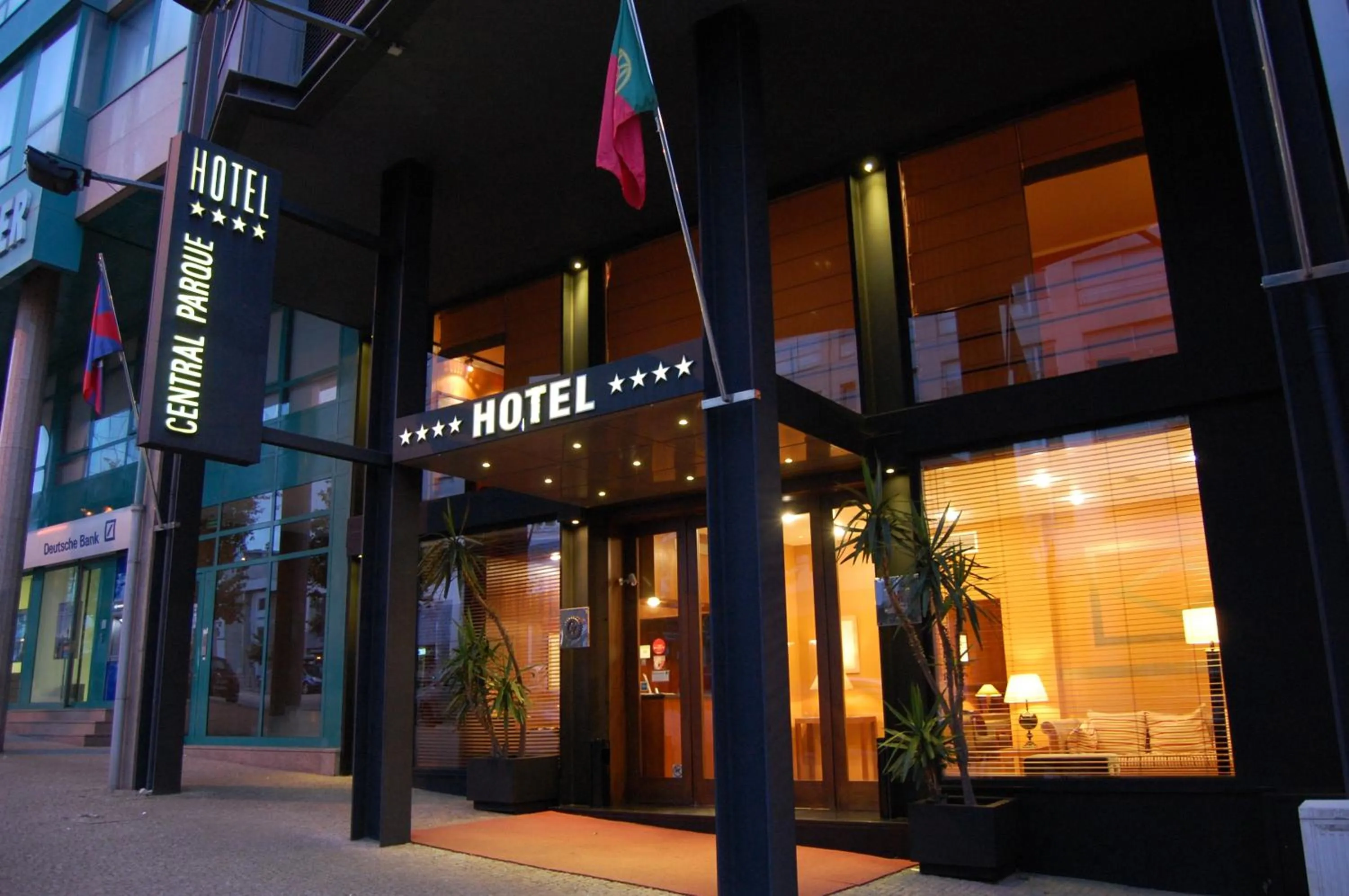 Facade/entrance in Hotel Central Parque