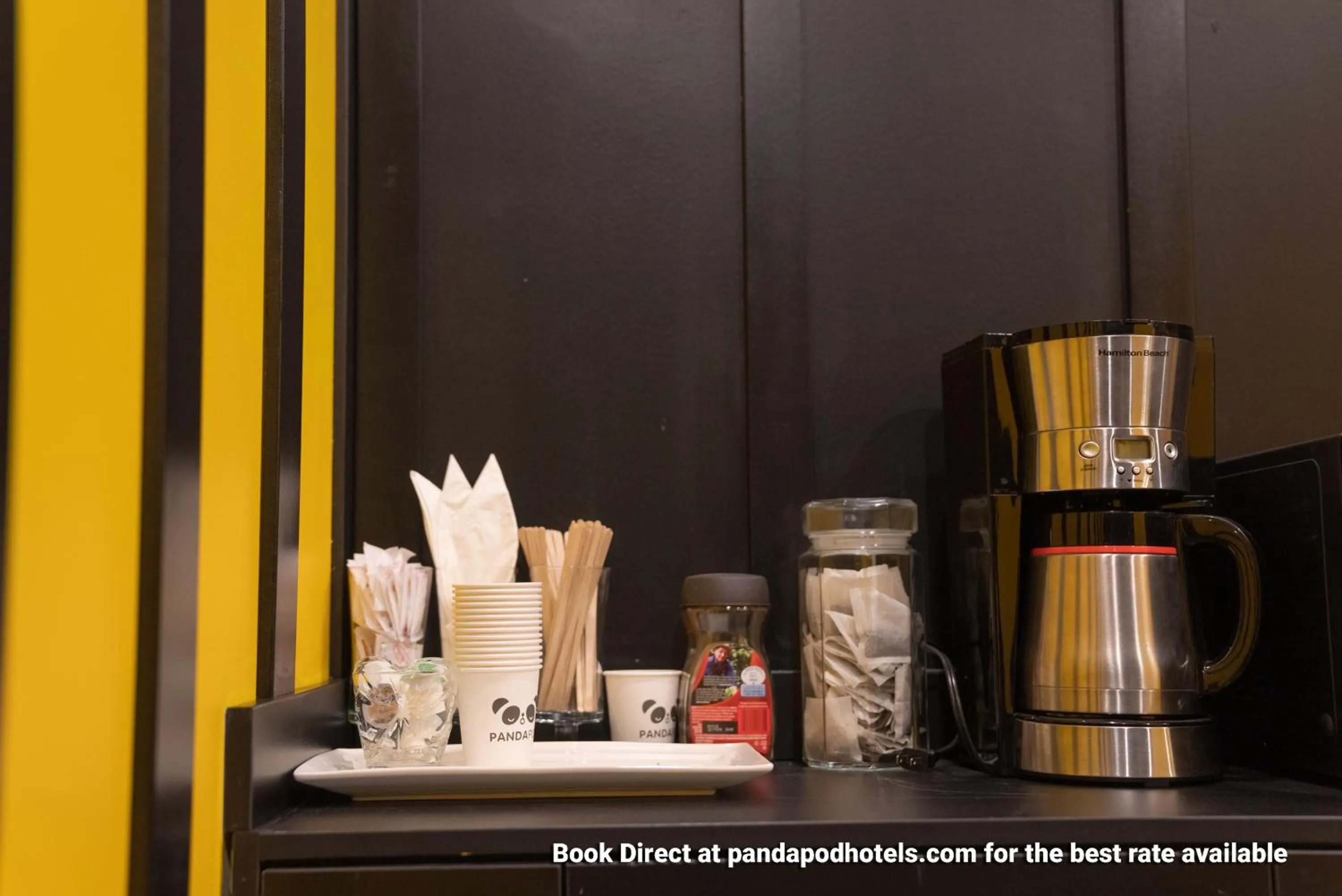 Lounge or bar in Panda Pod Hotel