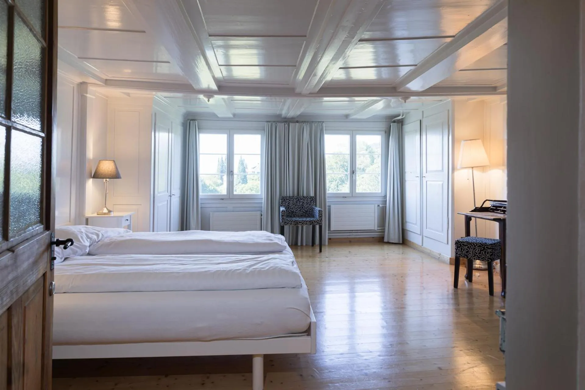 TV and multimedia, Bed in Bett am Weiher