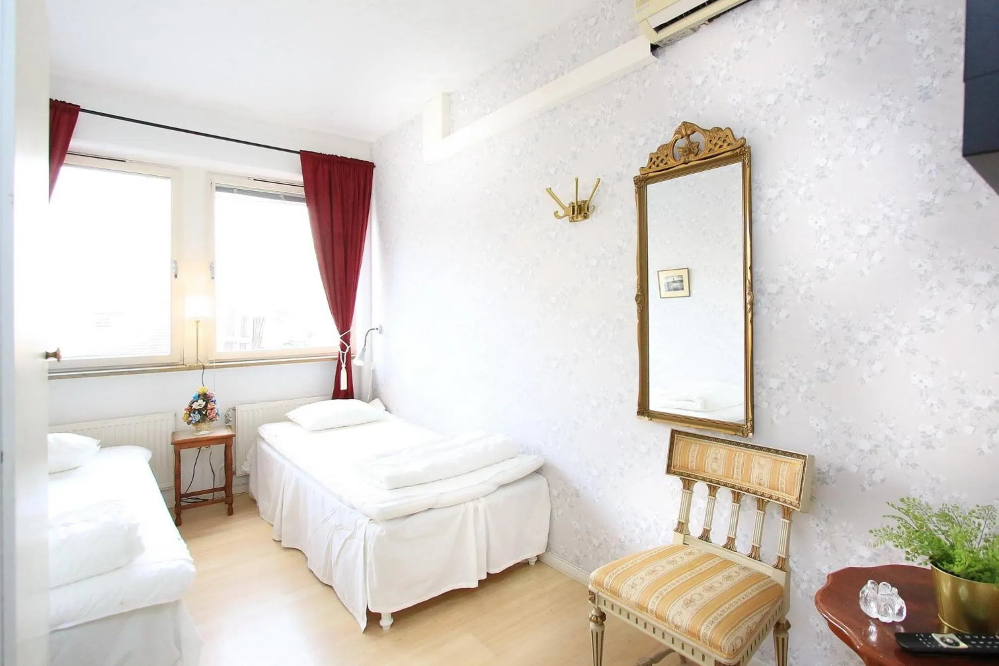 Bed in Rut & Ragnars Vandrarhem