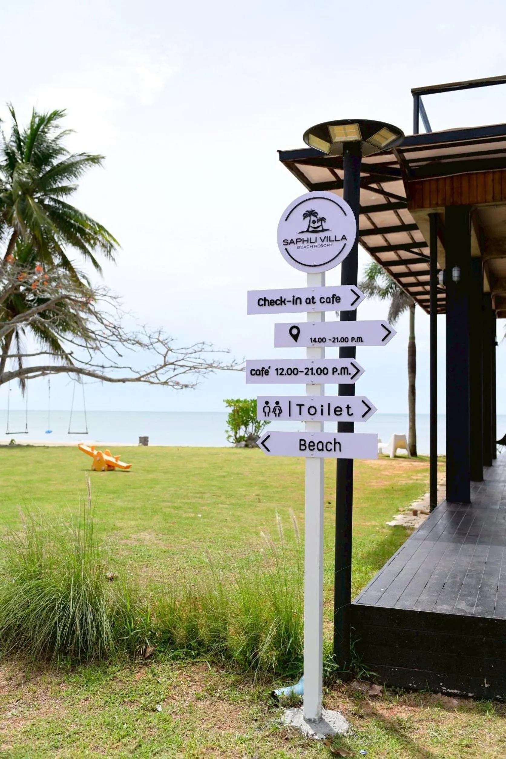 Restaurant/places to eat in Saphli Villa