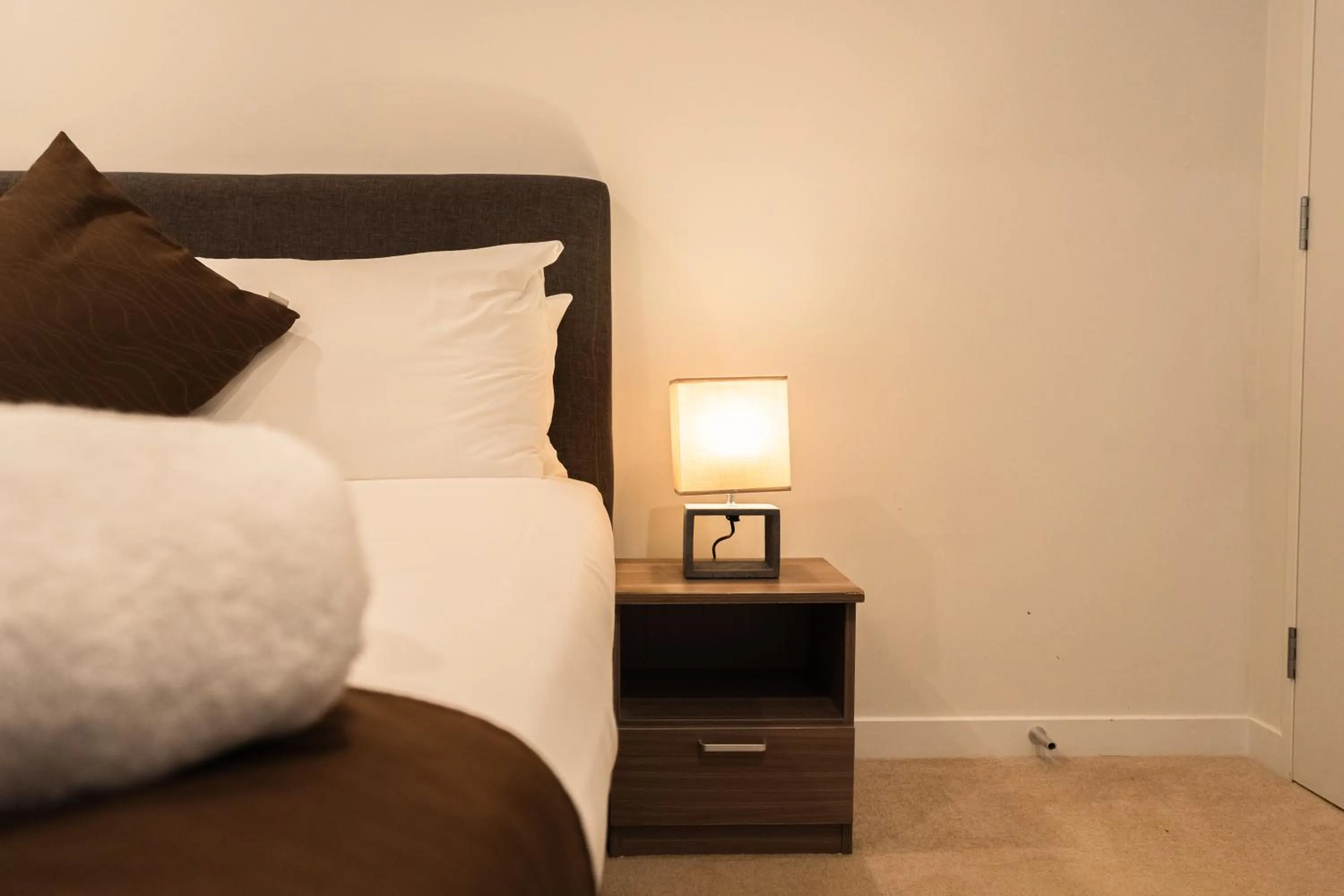 Bedroom, Bed in The Edgerley Suites