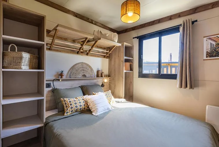 Bed in Auberge Ferayola