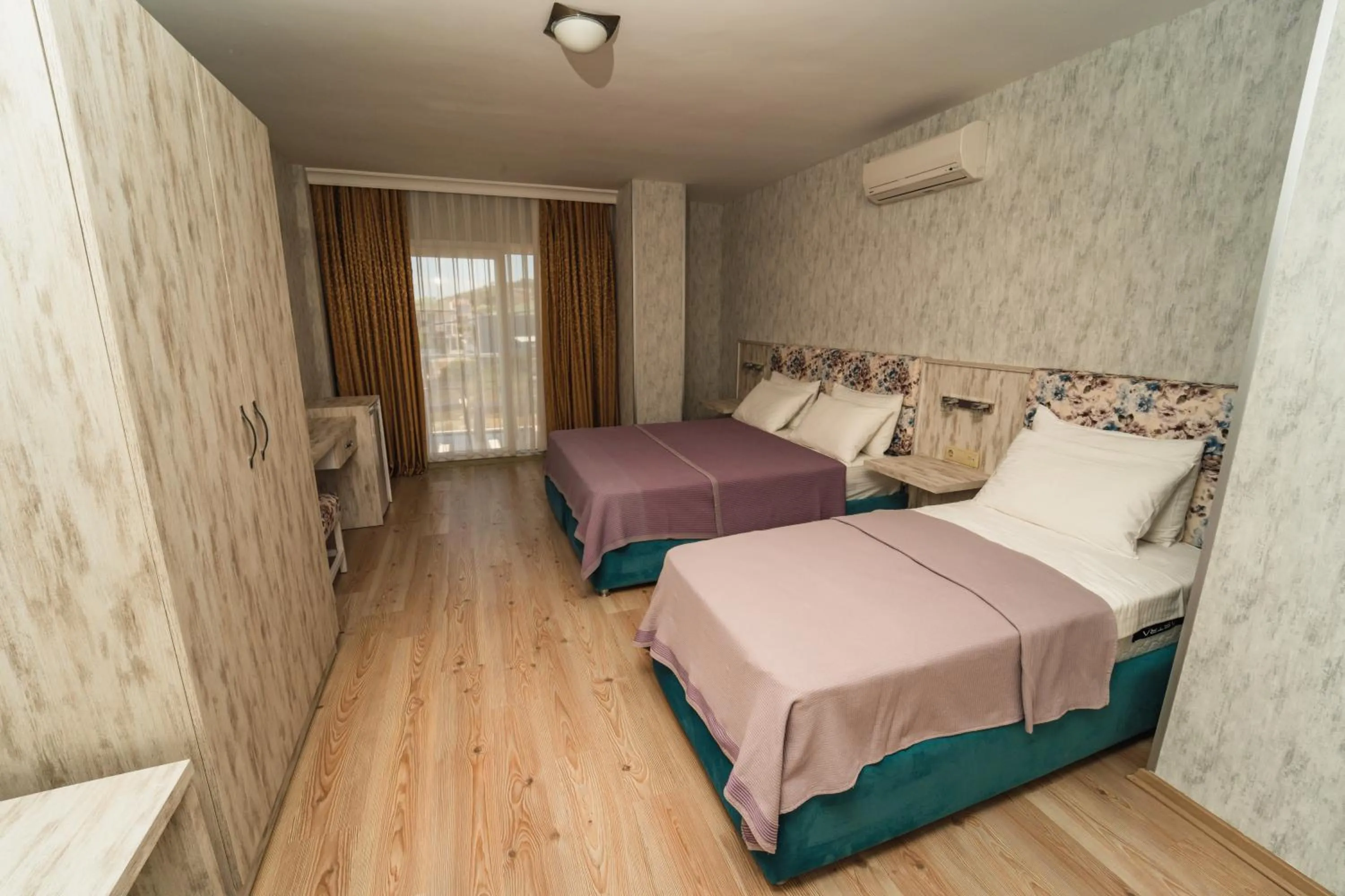 Bed in Twins Hotel Çeşme