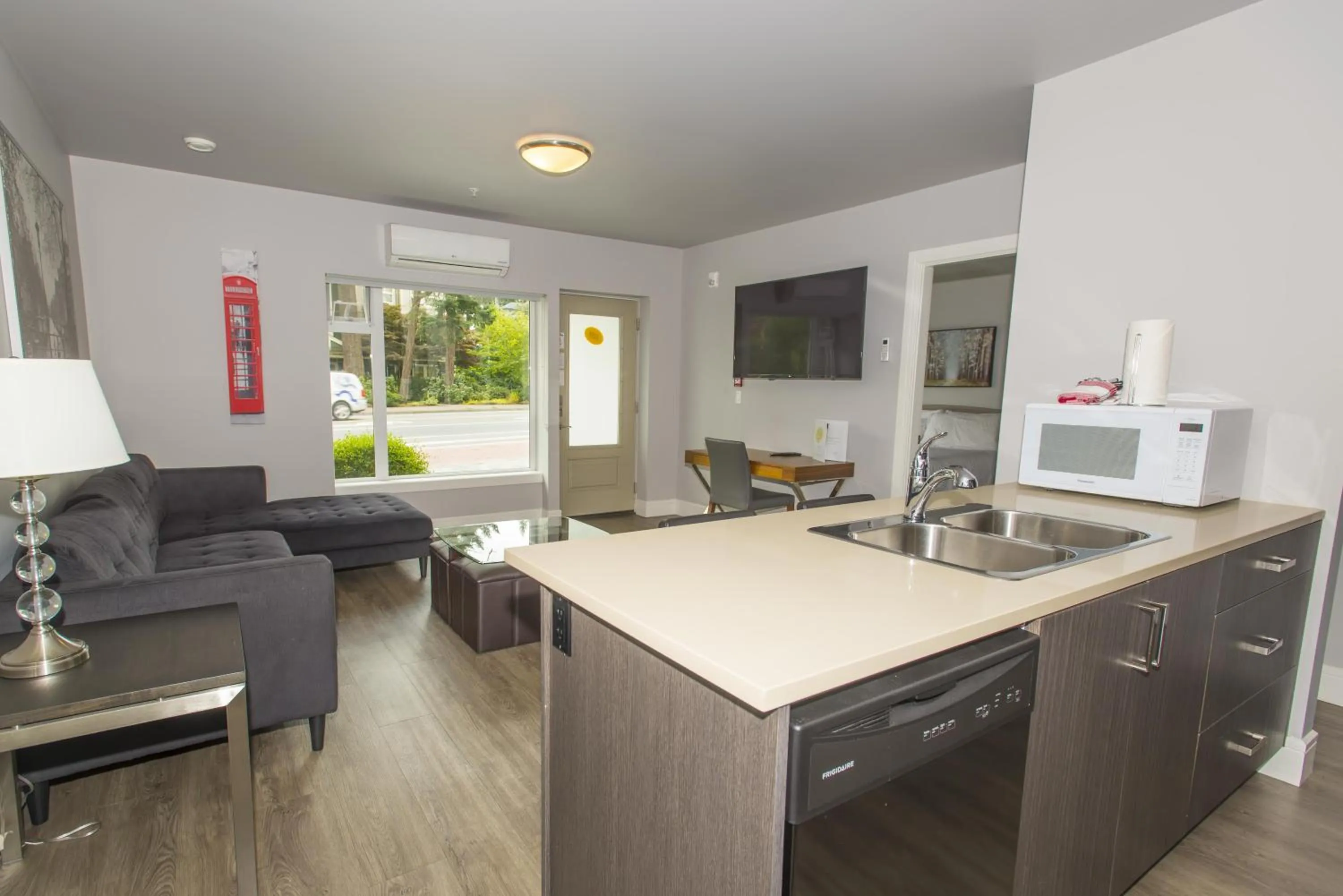 Kitchen or kitchenette in SoLo Suites