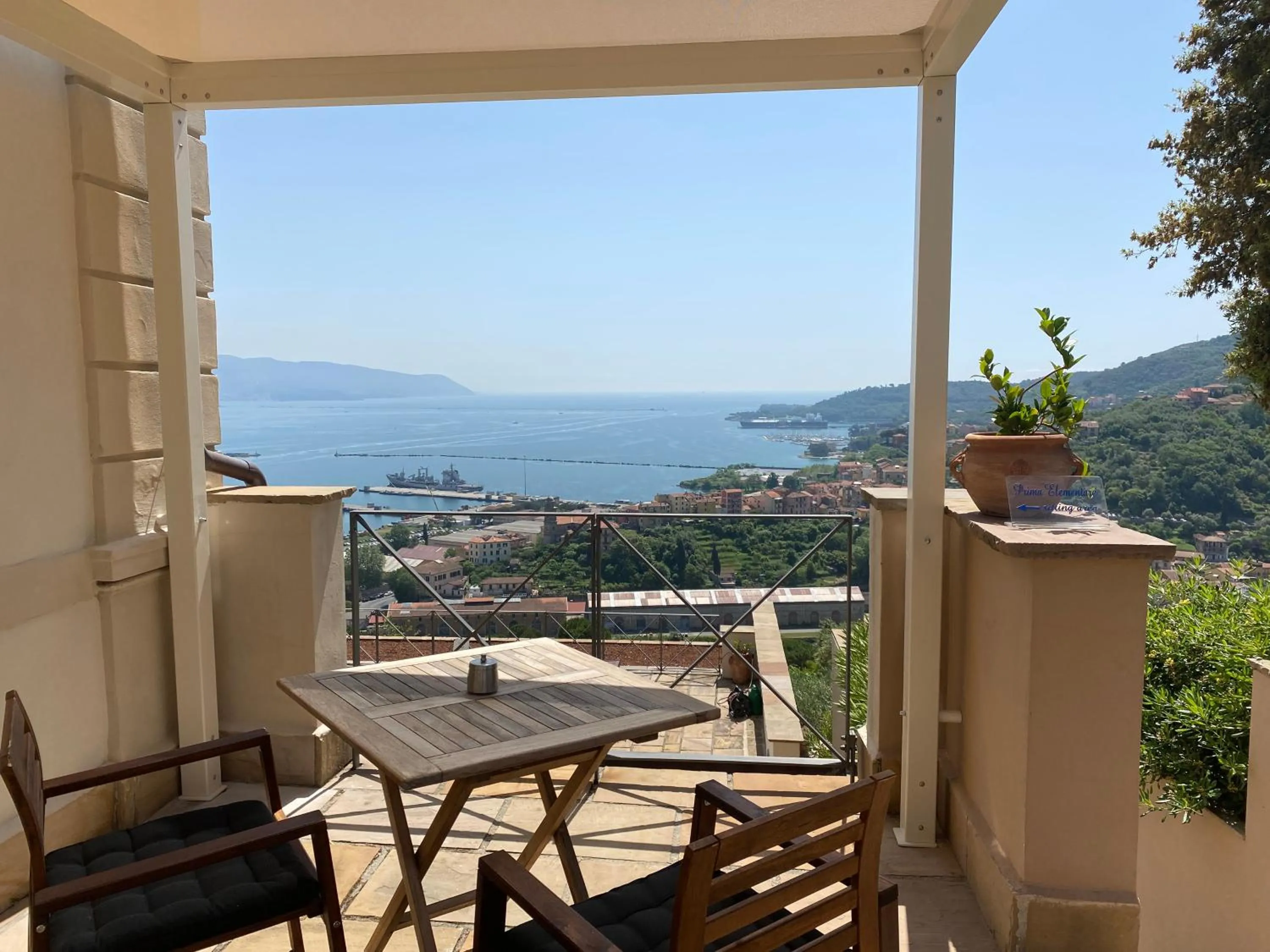Studio with Sea View - Split Level in Miramare Apartments&Suites