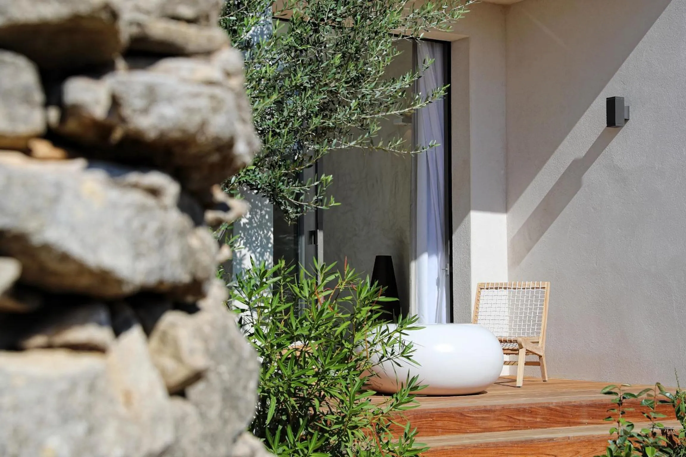 Patio in Hôtel Cala di Greco