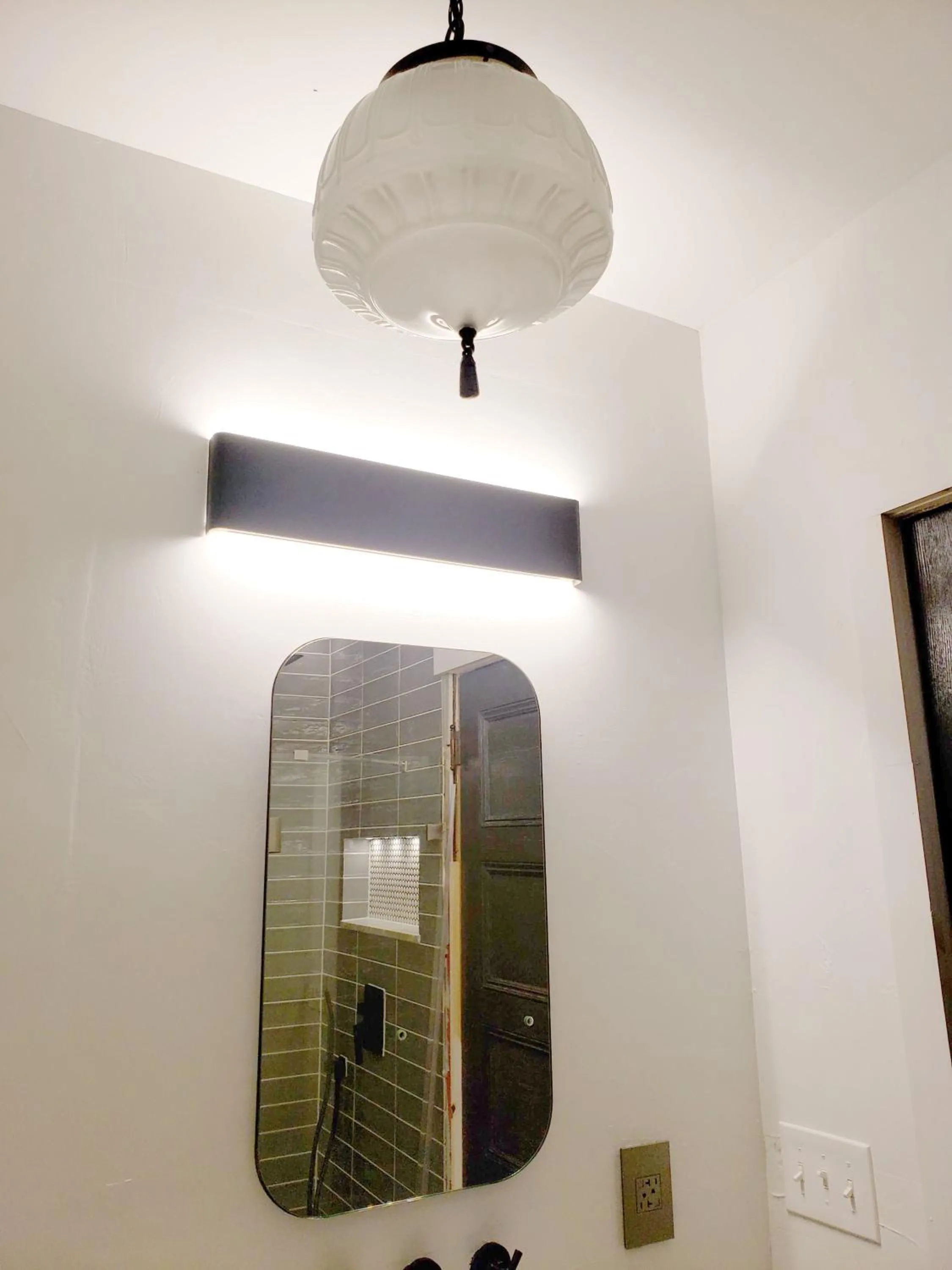 Shower in Shadowcrest