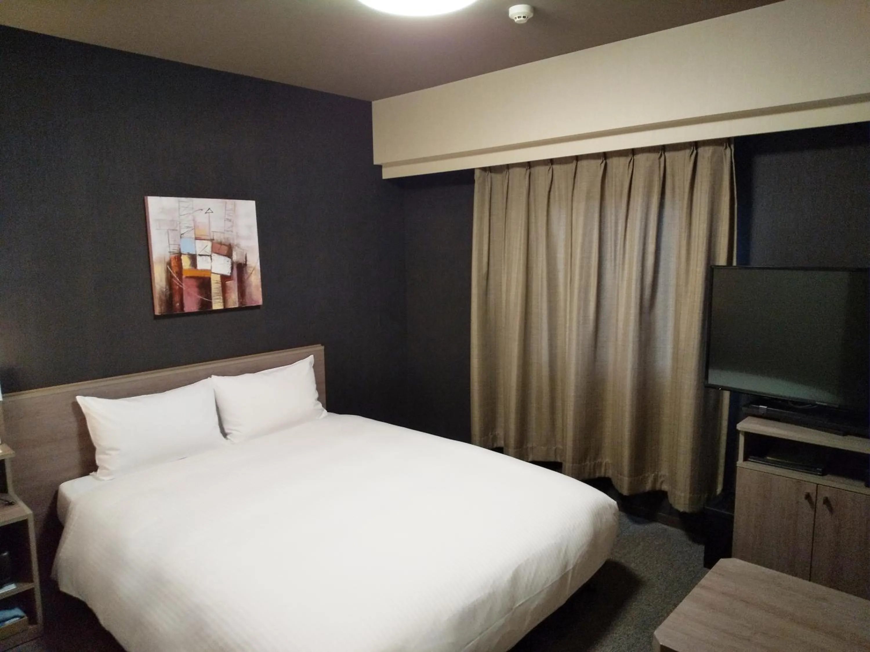 Photo of the whole room, Bed in Hotel Route-Inn Ishioka