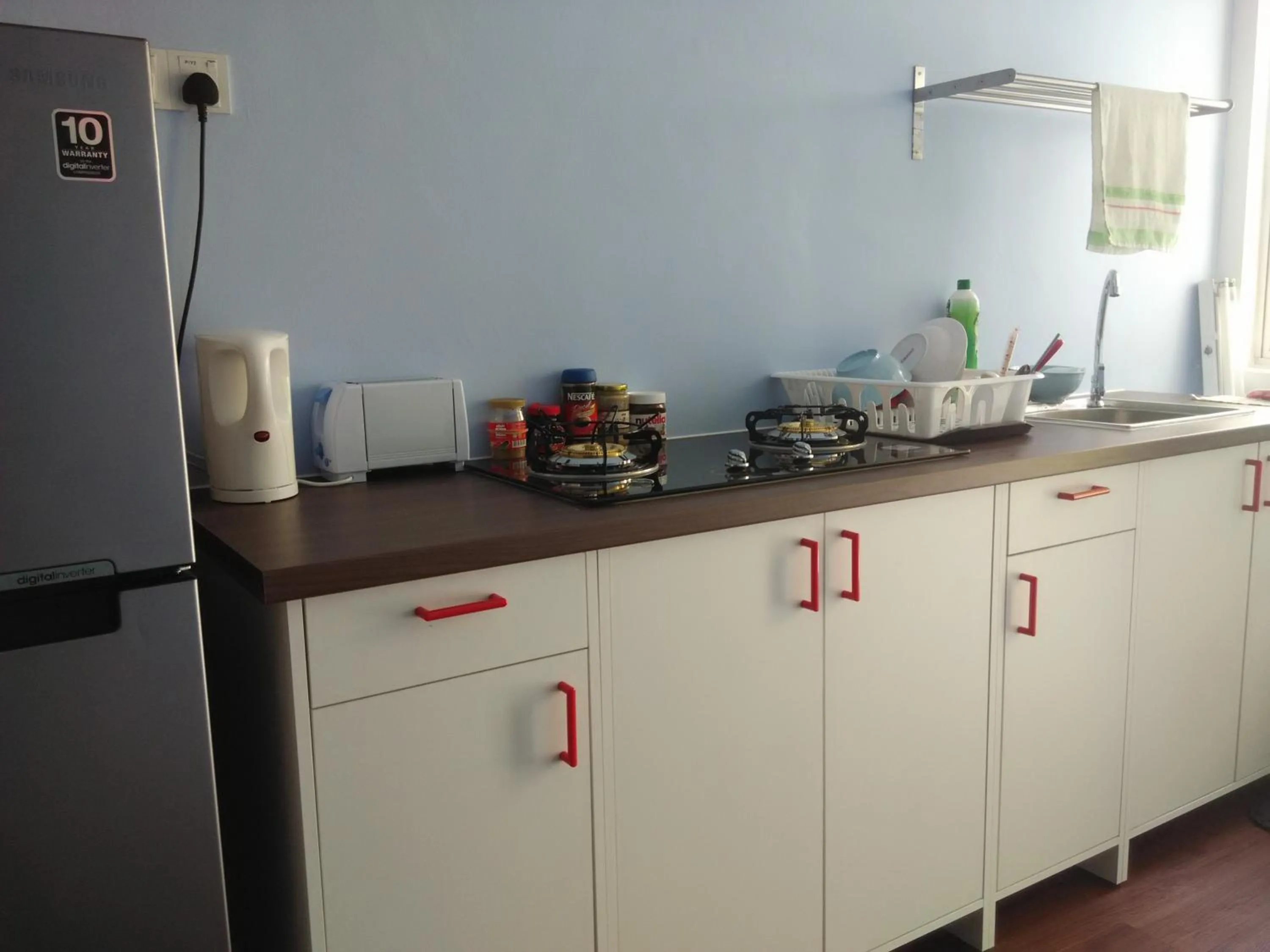 Kitchen or kitchenette in Moon Eleven Hostel Near Klia & Klia2