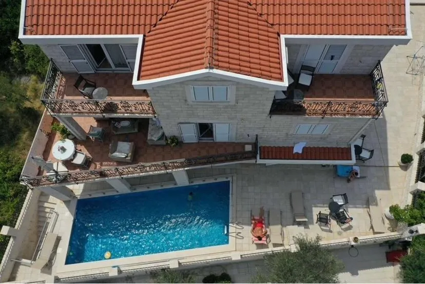 Villa Mare Apartments