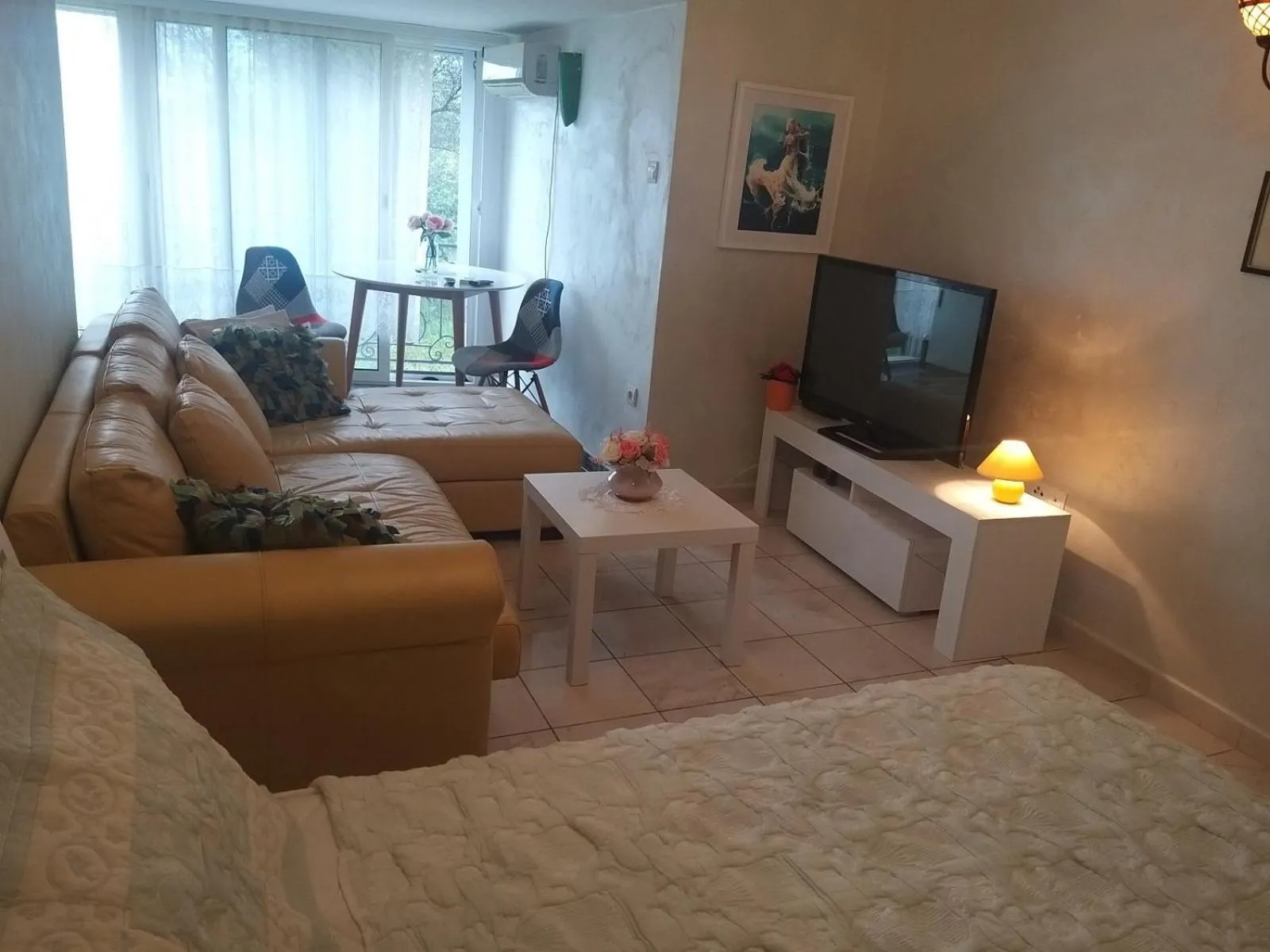 Studio with Mountain View - single occupancy in Villa Mare Apartments