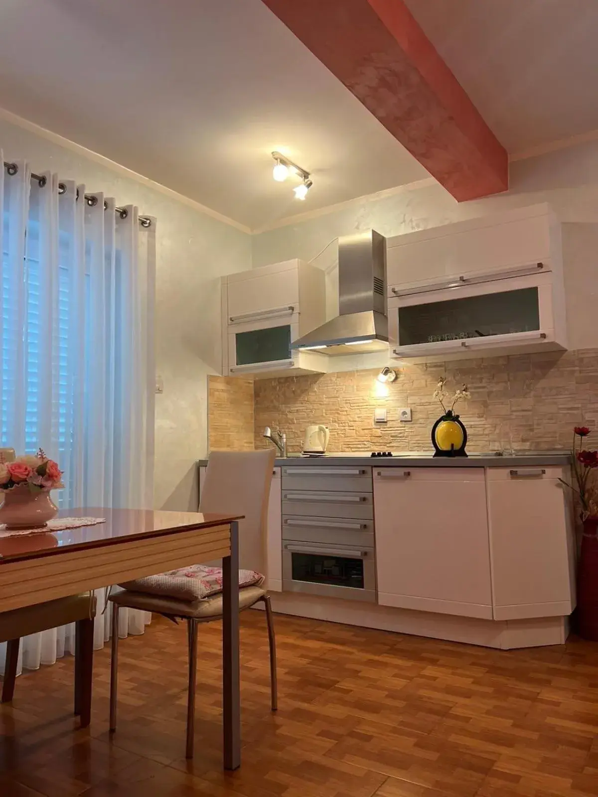One-Bedroom Apartment with Terrace and Sea View in Villa Mare Apartments One-Bedroom Apartment with Terrace and Sea View in Villa Mare Apartments