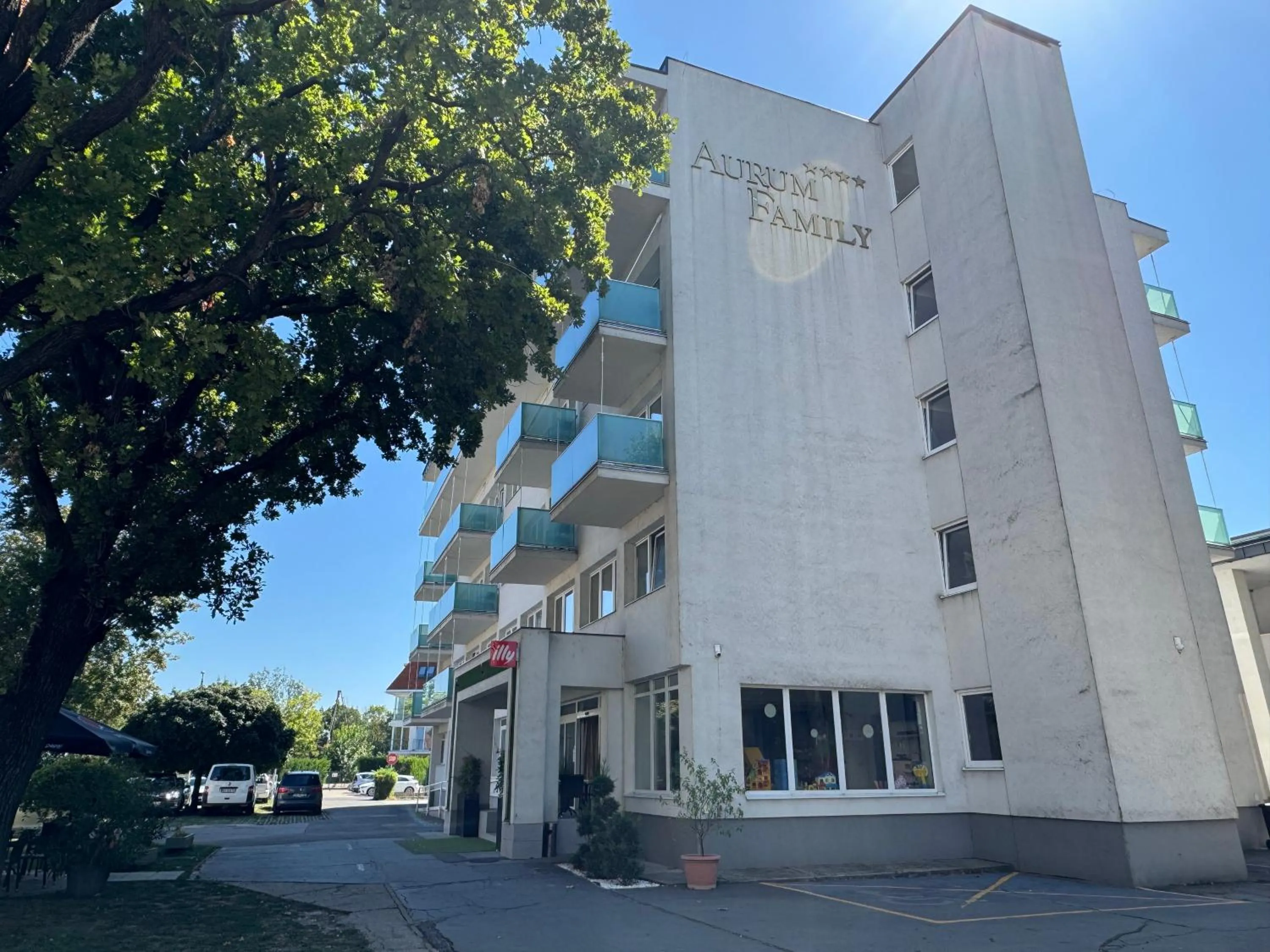 Property building in Hotel Aurum Family "A"