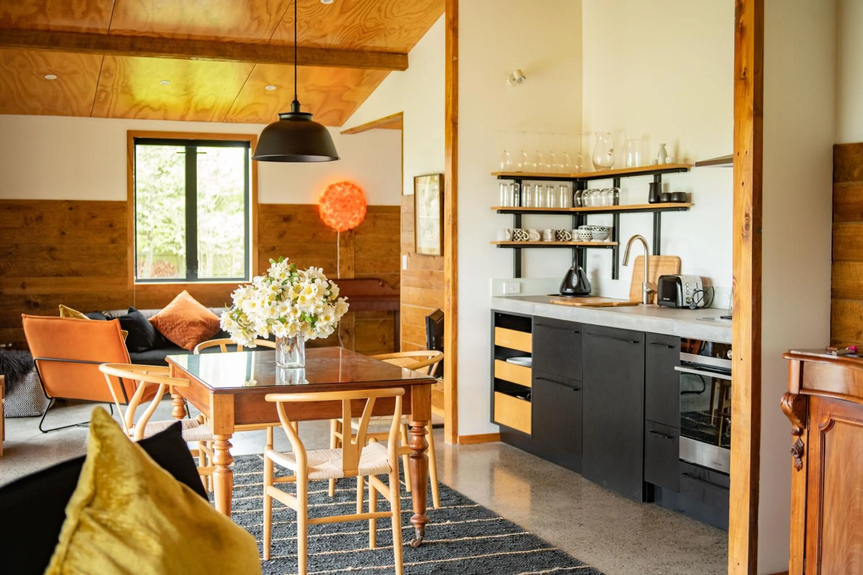 Living room in River Road Retreat