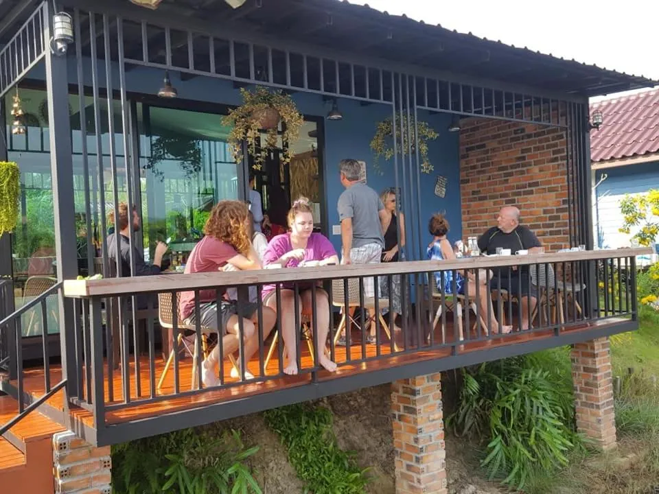 Baannai Lake View Resort