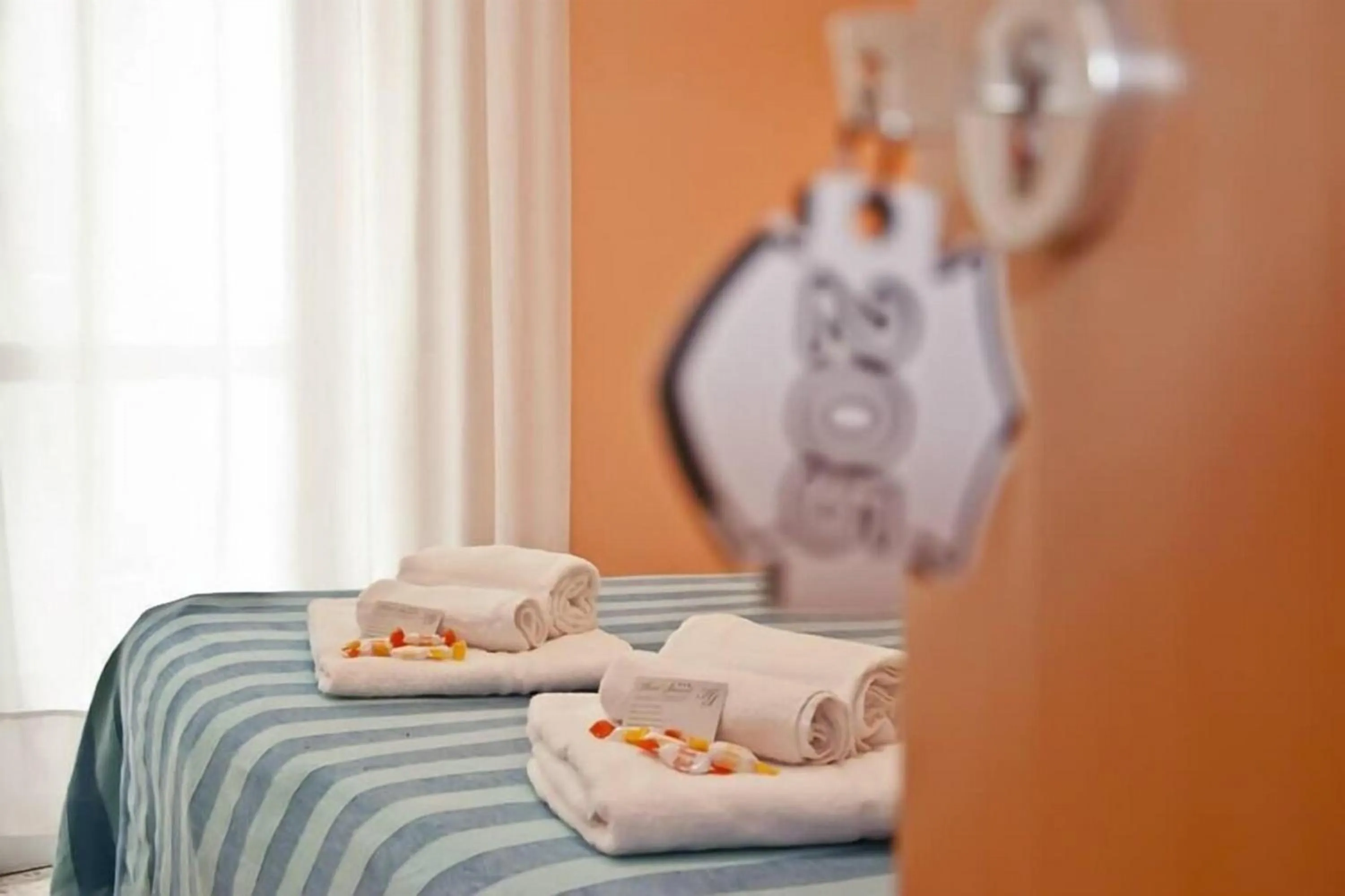 Property building, Bed in Hotel Staccoli