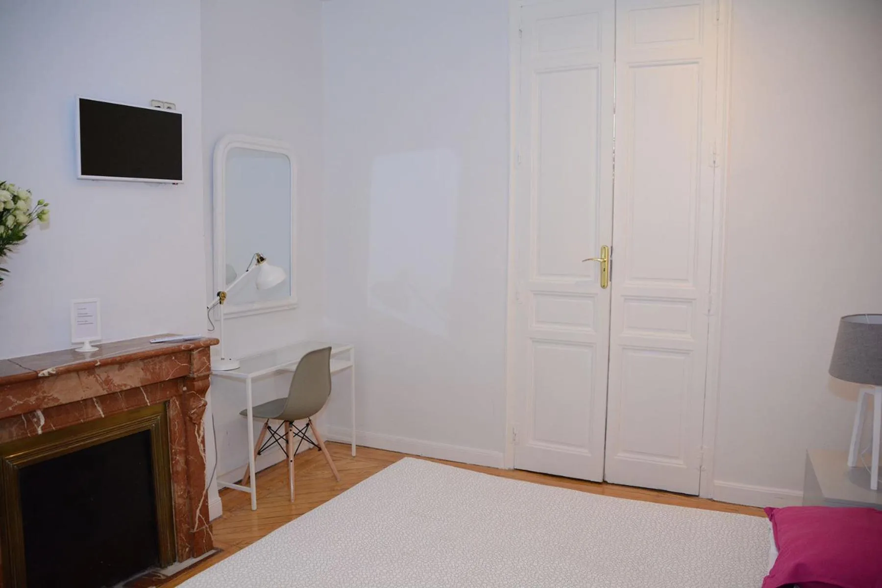 Photo of the whole room in Alvaro Residencia