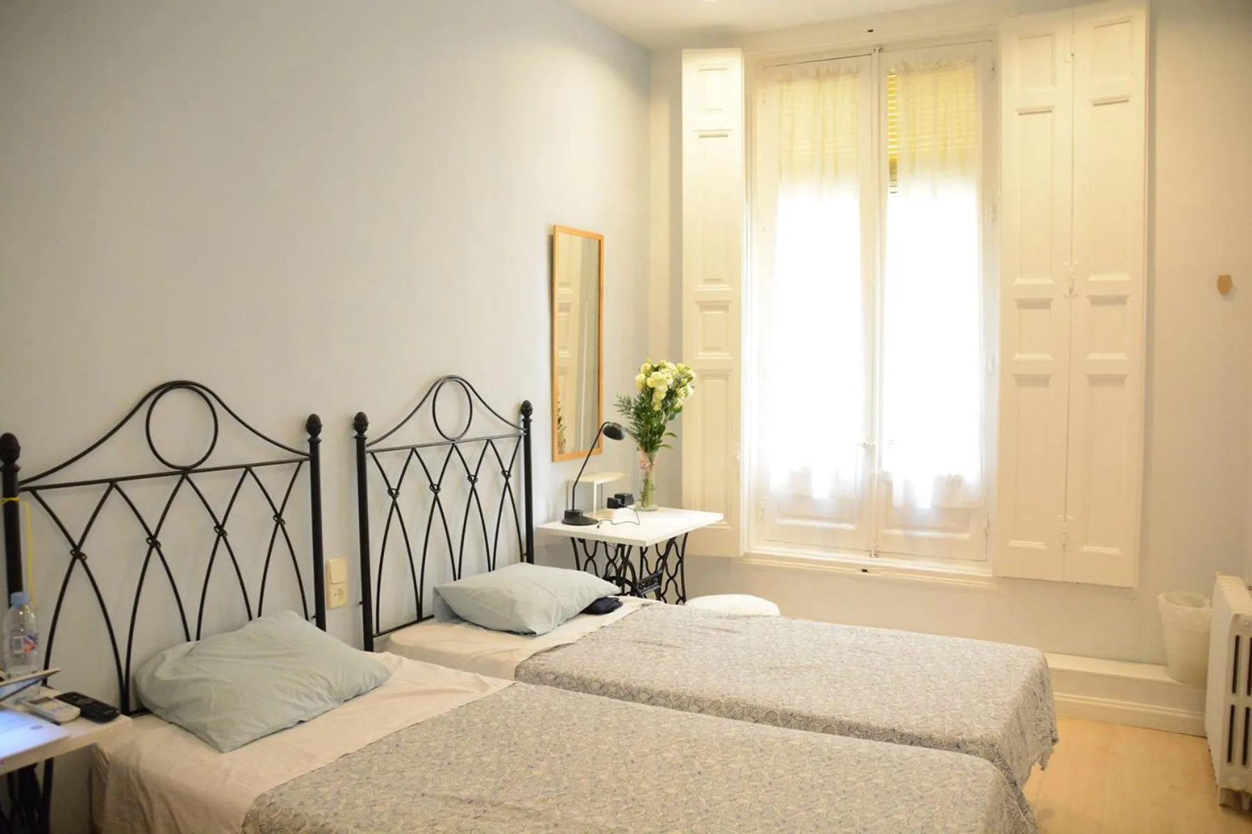 Photo of the whole room in Alvaro Residencia