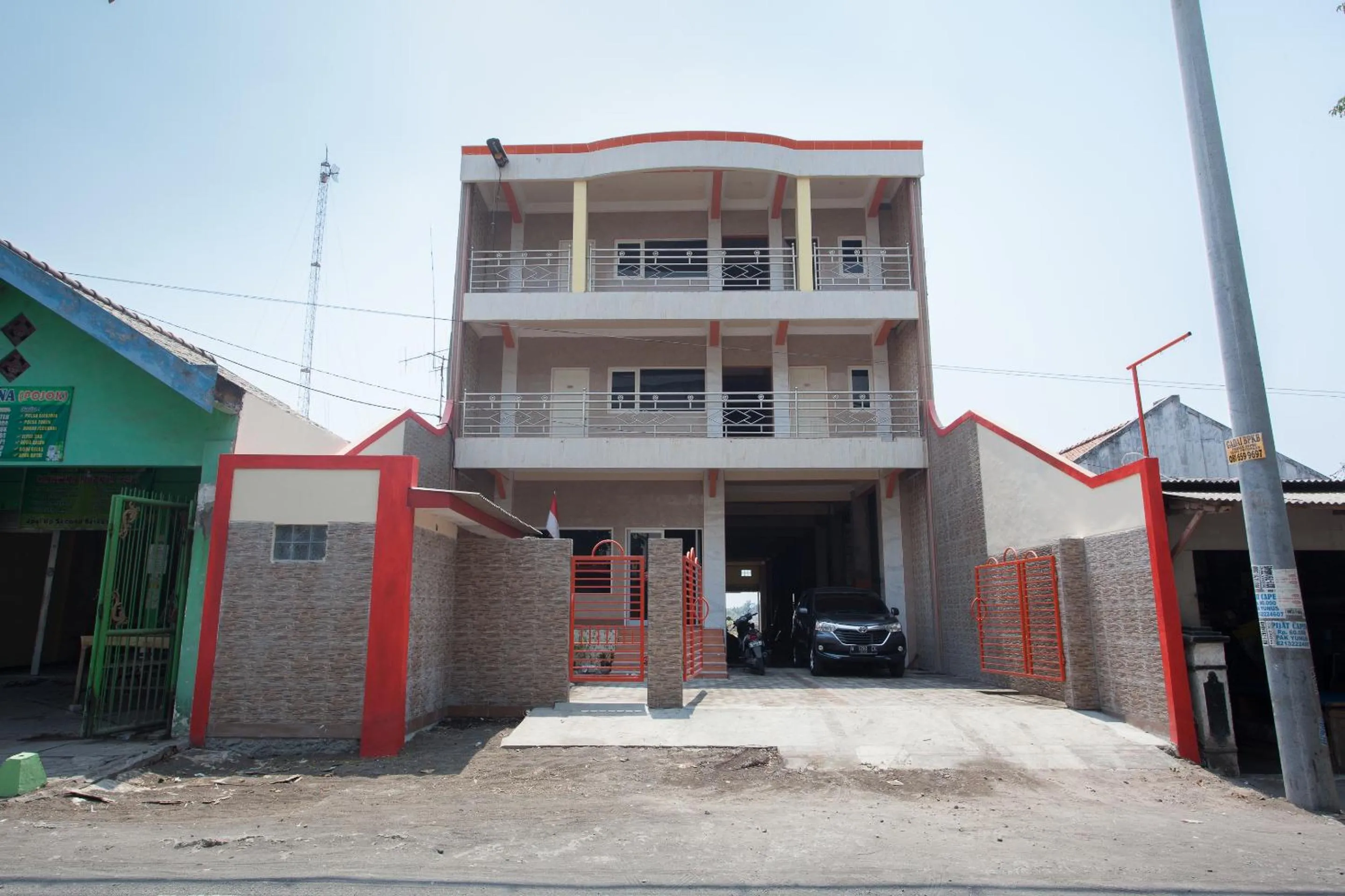 Property building in RedDoorz Syariah At Sedati