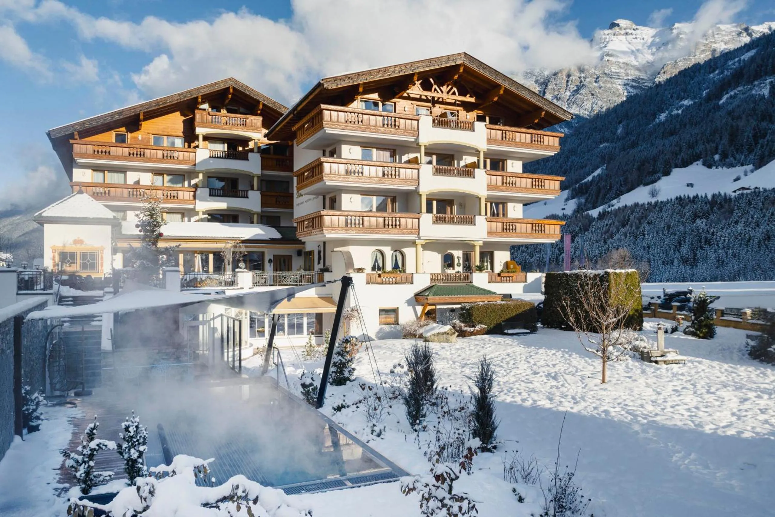 Property building in Sepp & Hannis Suiten im Dorf