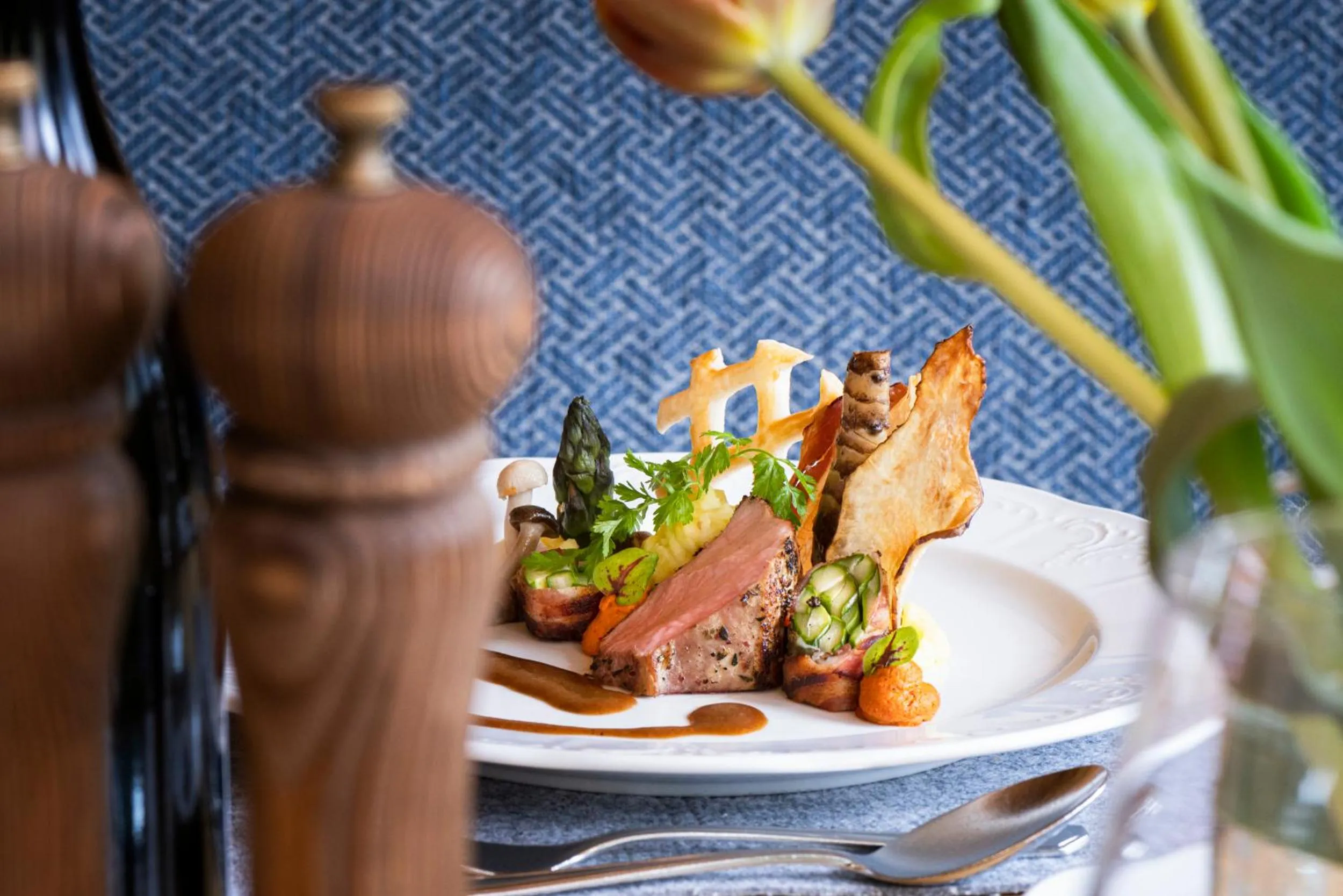 Dinner in Sepp & Hannis Suiten im Dorf