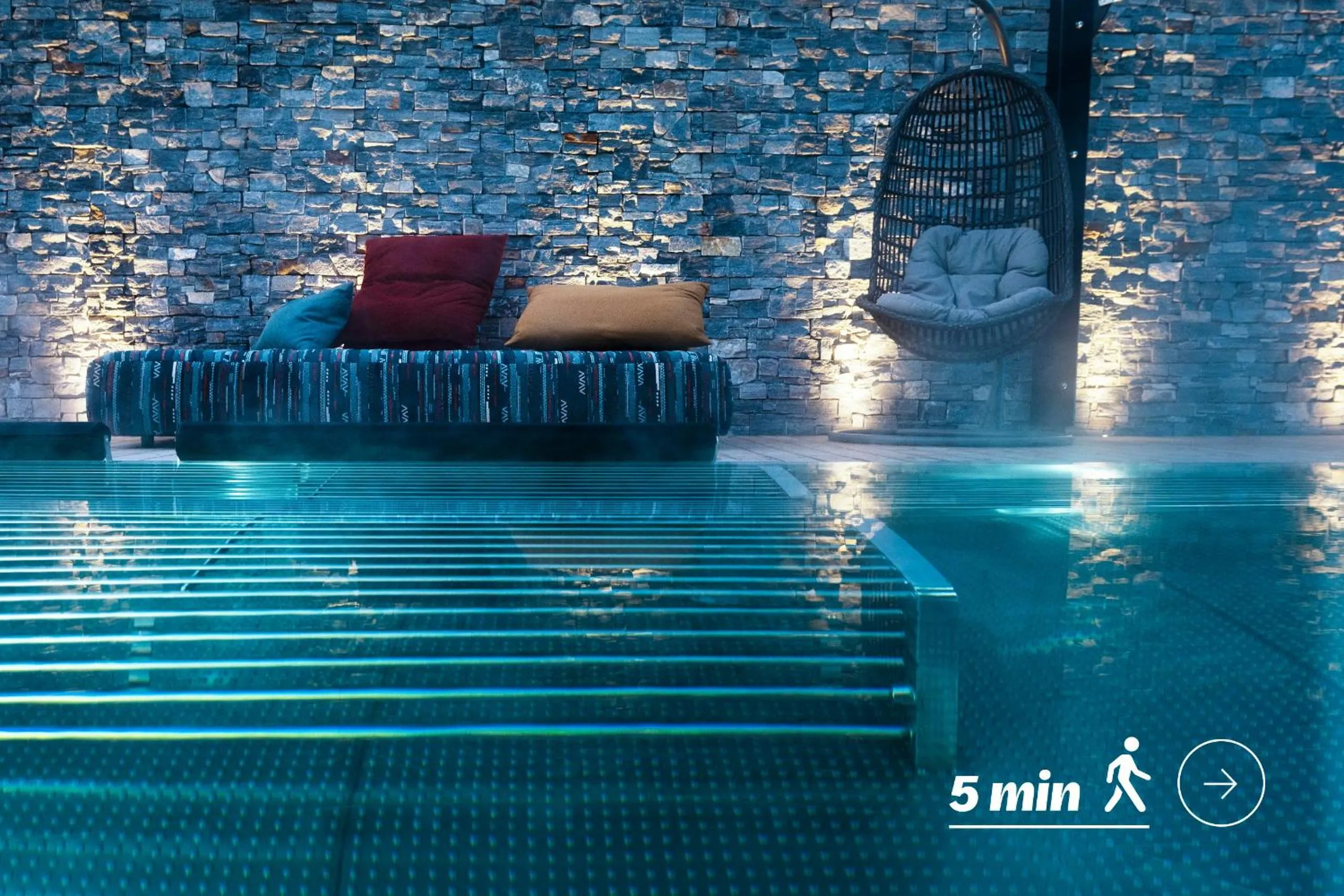 Swimming pool in Sepp & Hannis Suiten im Dorf