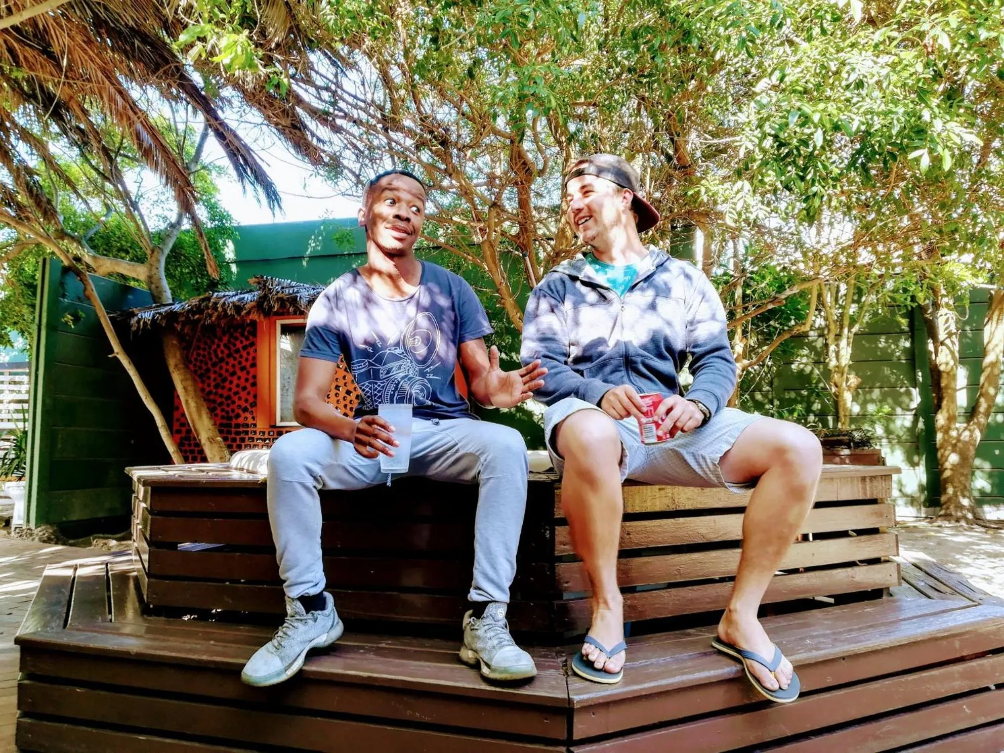 People in Saltycrax Backpackers and Surf Hostel