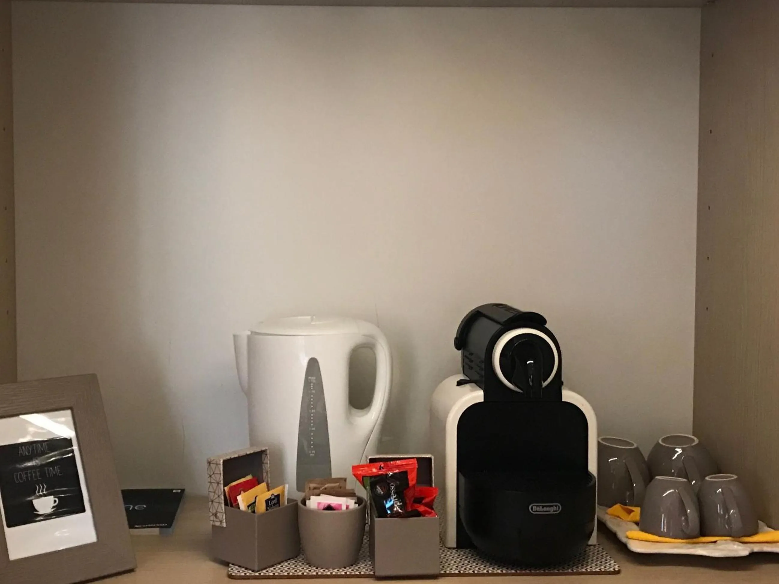 Coffee/tea facilities in B&B Orsini 46